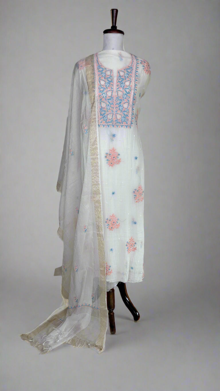 White Mulmul with Luckhnavi Motifs thread embroidery with beads (NBA)