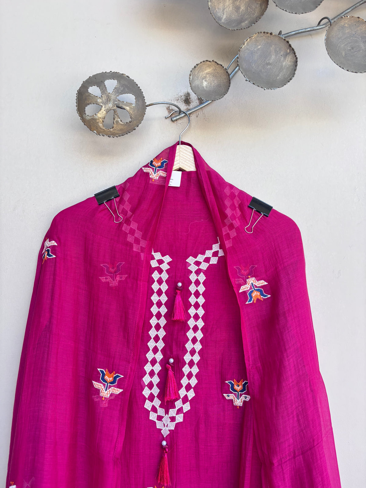 Nazneen Mulmul Chanderi Unstitched Suit