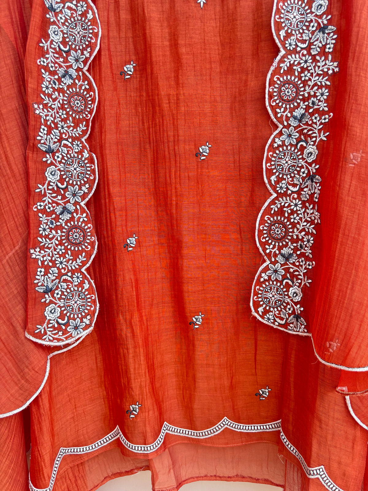 Lameesa Luxe Mulmul Chanderi Unstitched Suit