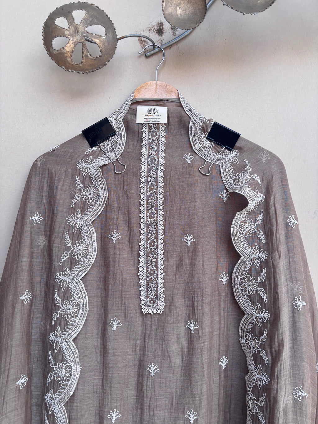 Gulchehra Mulmul Chanderi Unstitched Suit