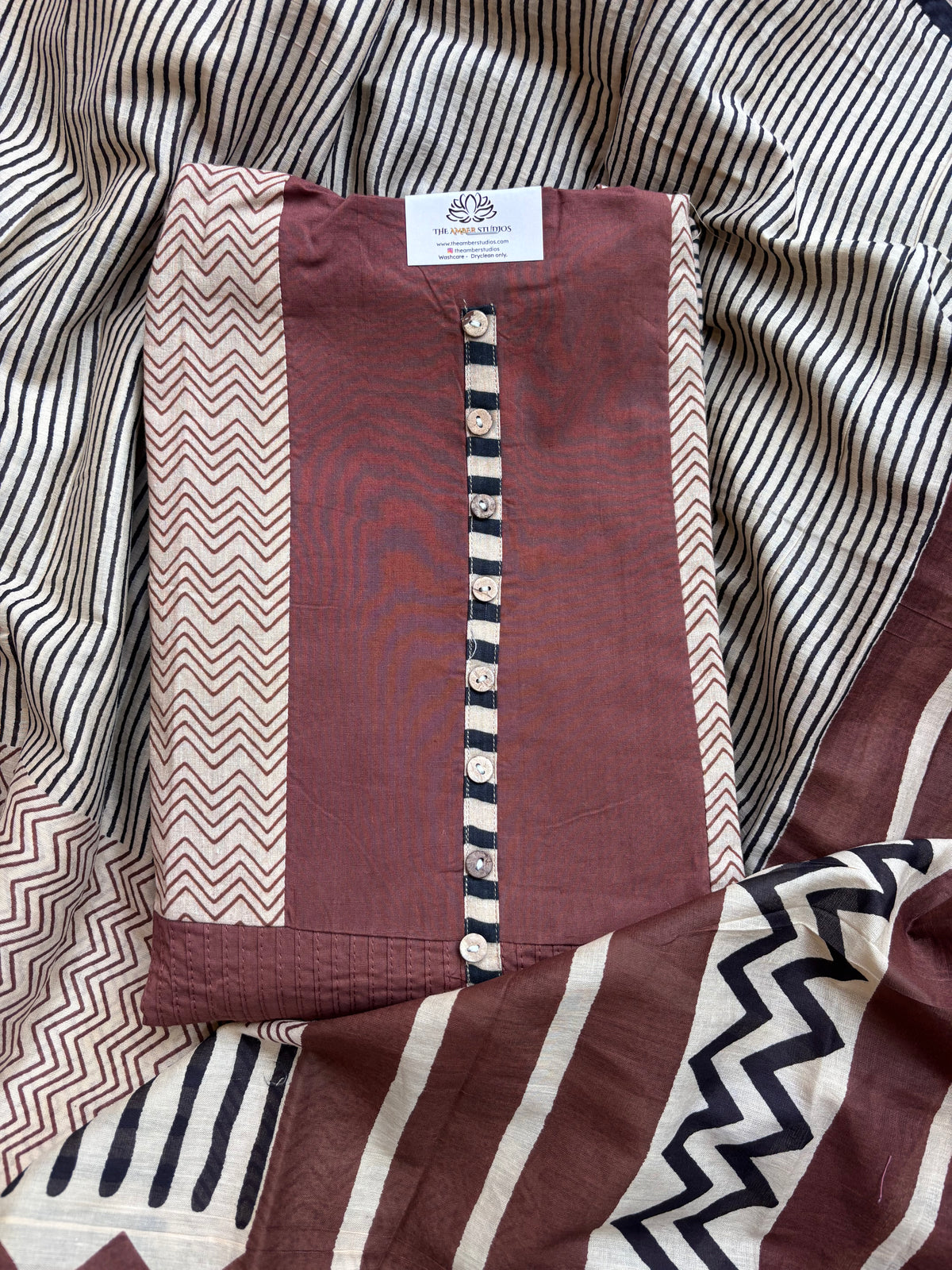Chitralekha Cotton Unstitched Suit