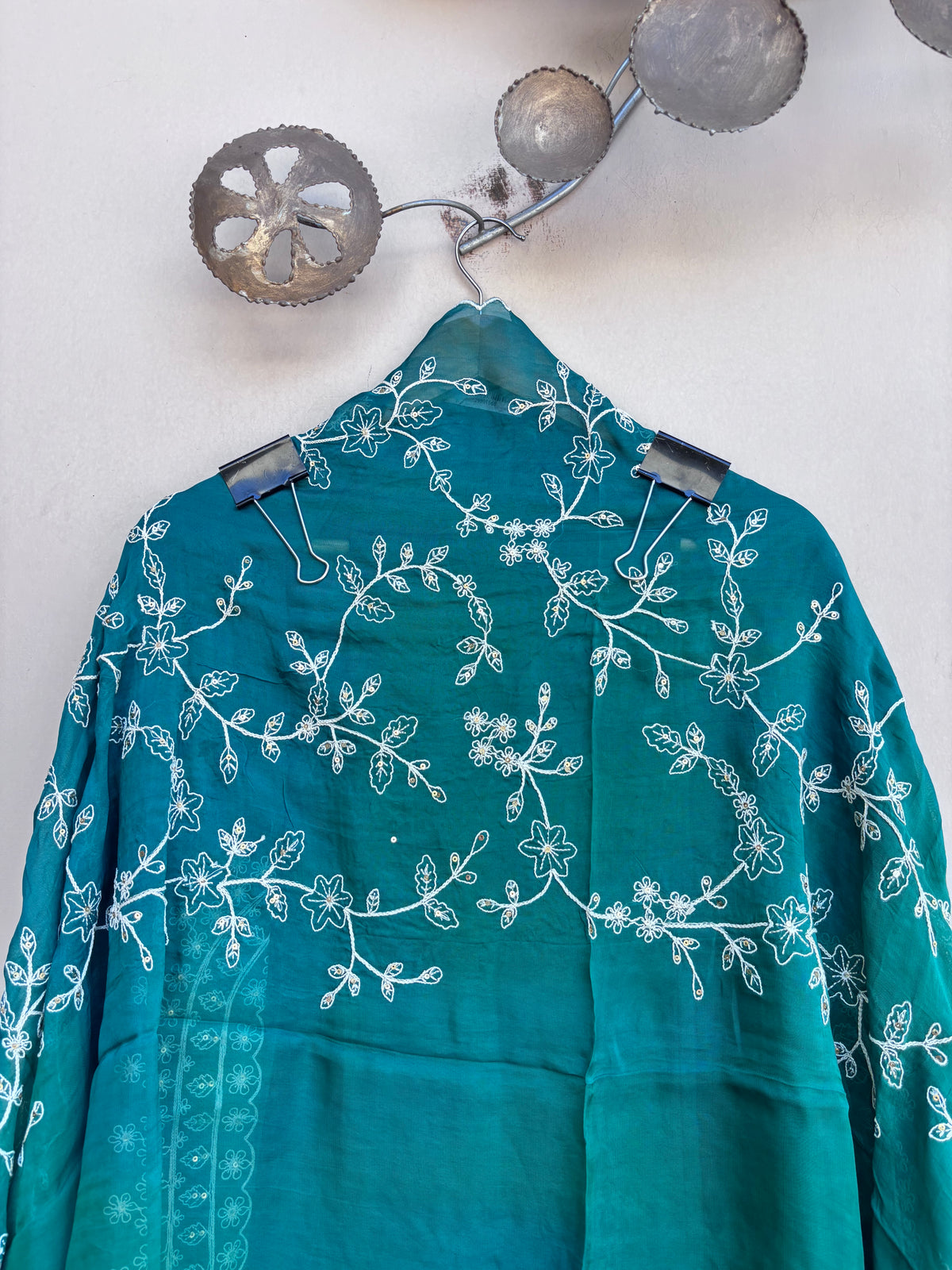Ainoor Chanderi Silk Unstitched Suit
