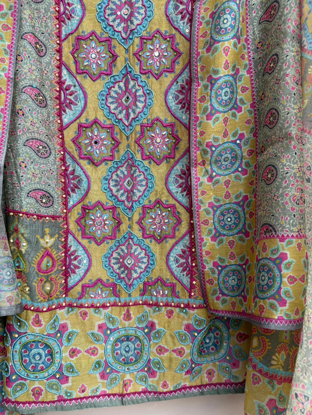 Sage Riwaayat Unstitched Suit