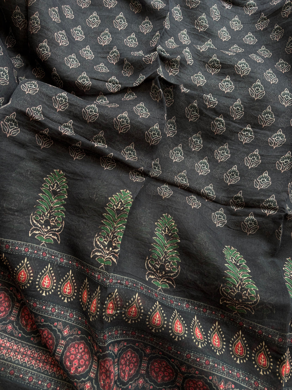 Parijat Unstitched Suit