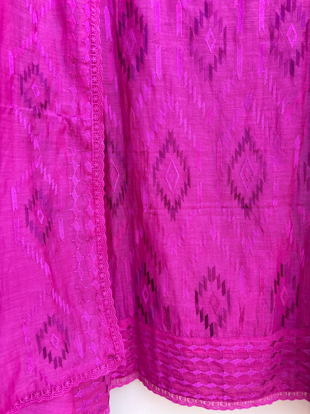 Zarqaa Mulmul Chanderi Unstitched Suit