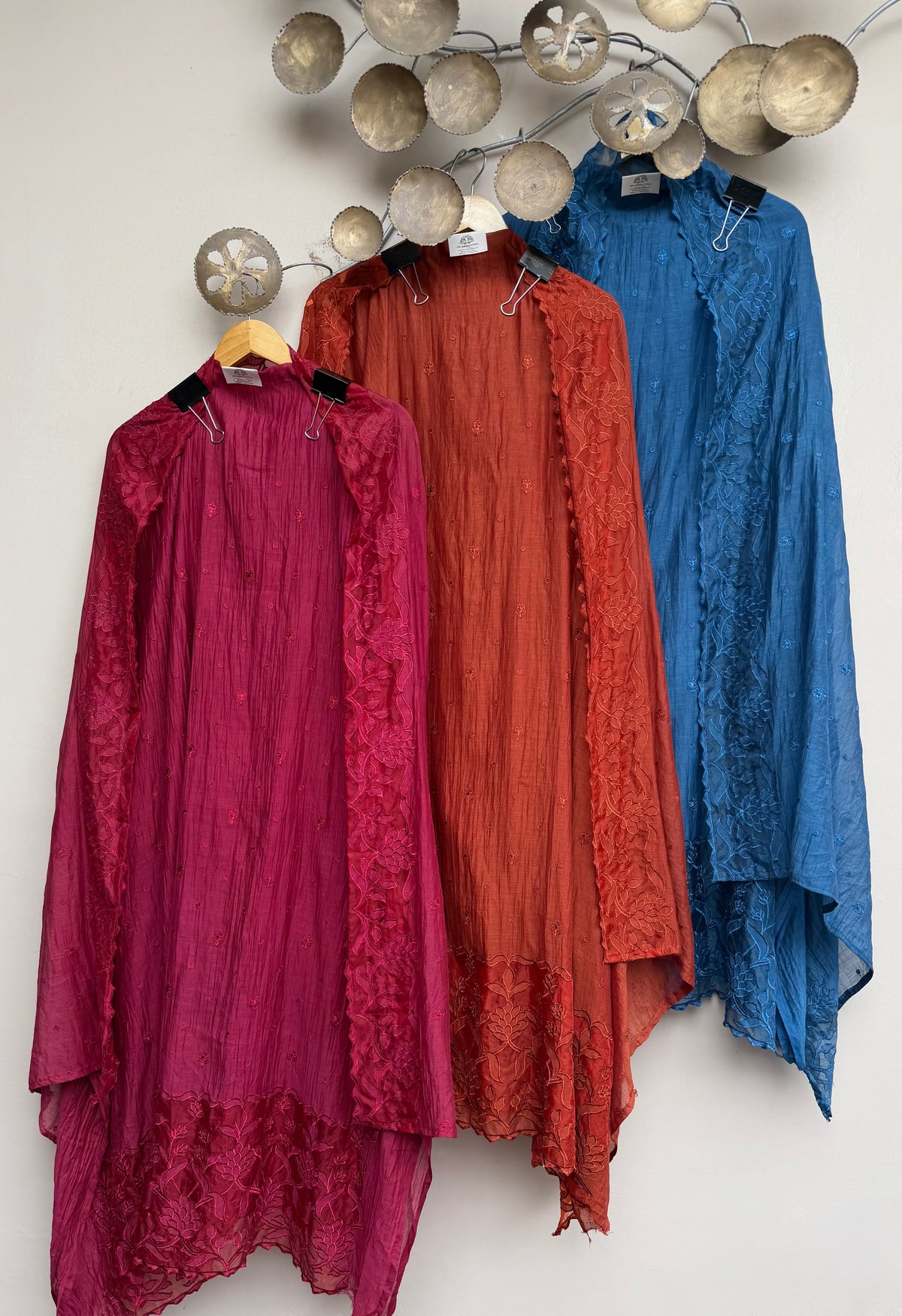 Applique Grace Mulmul Chanderi Unstitched Suit