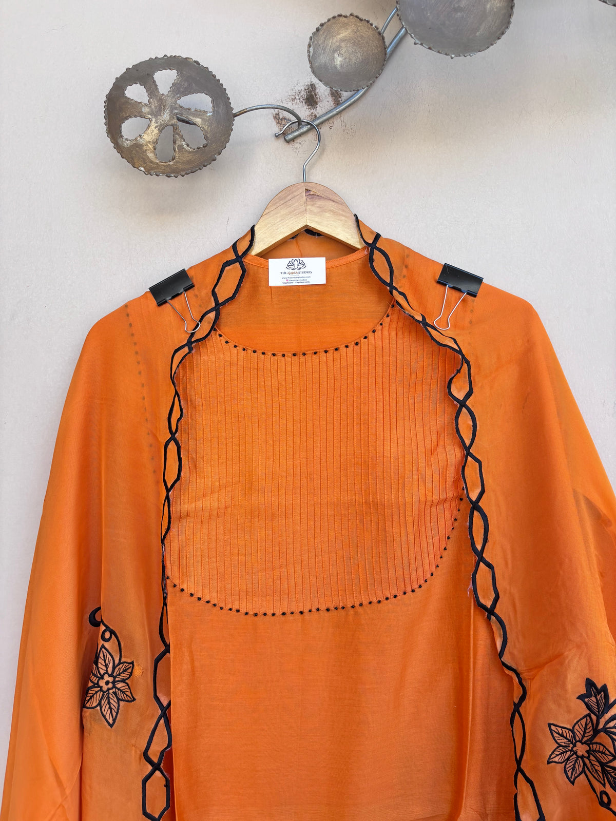 Shazmin Pure Chanderi Silk Unstitched Suit