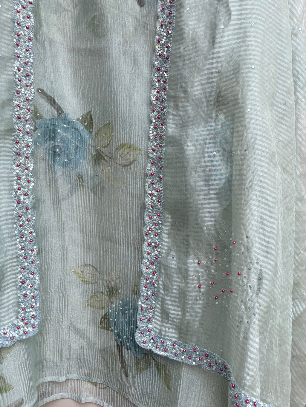 Crinkled Printed Pure Tissue with Sequence Embroidery Suit