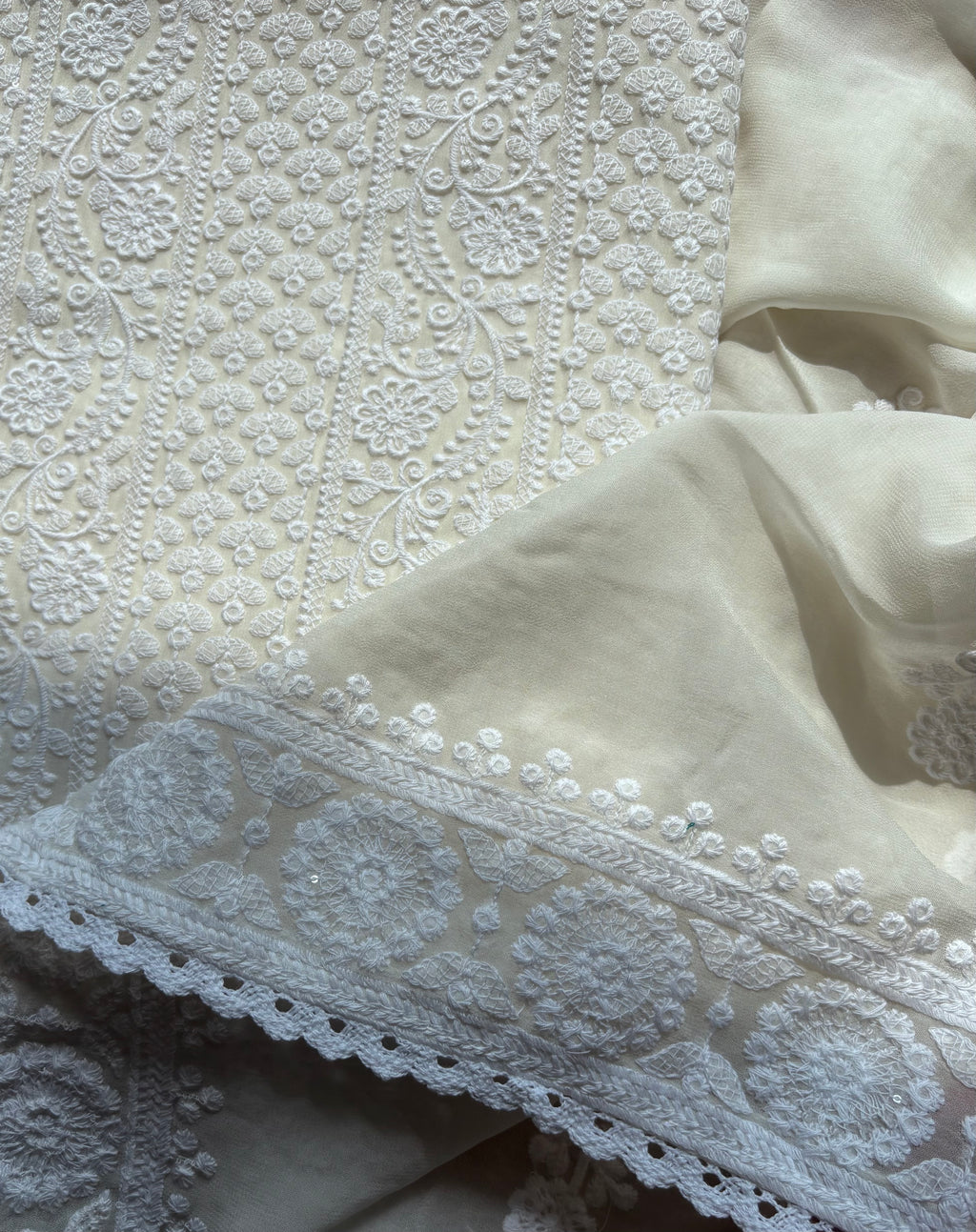 White Naaz Mulmul Lucknowi thread embroidery