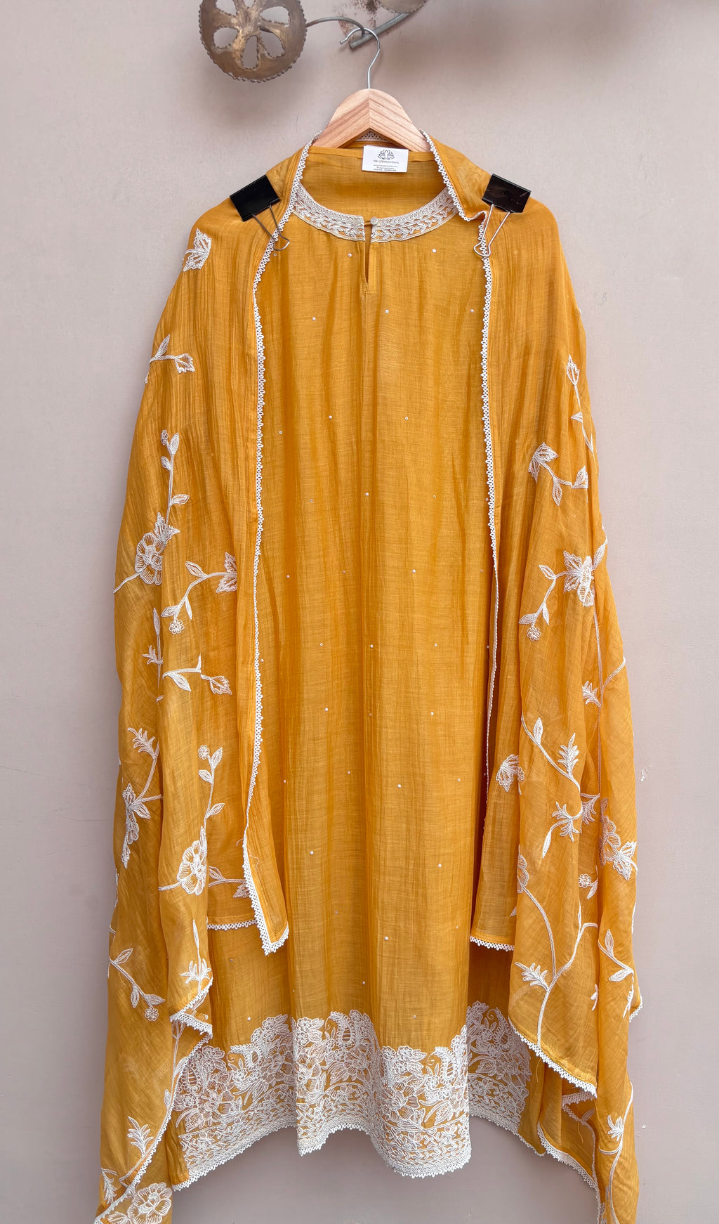 Tasneem Pearl Mulmul Chanderi Unstitched Suit