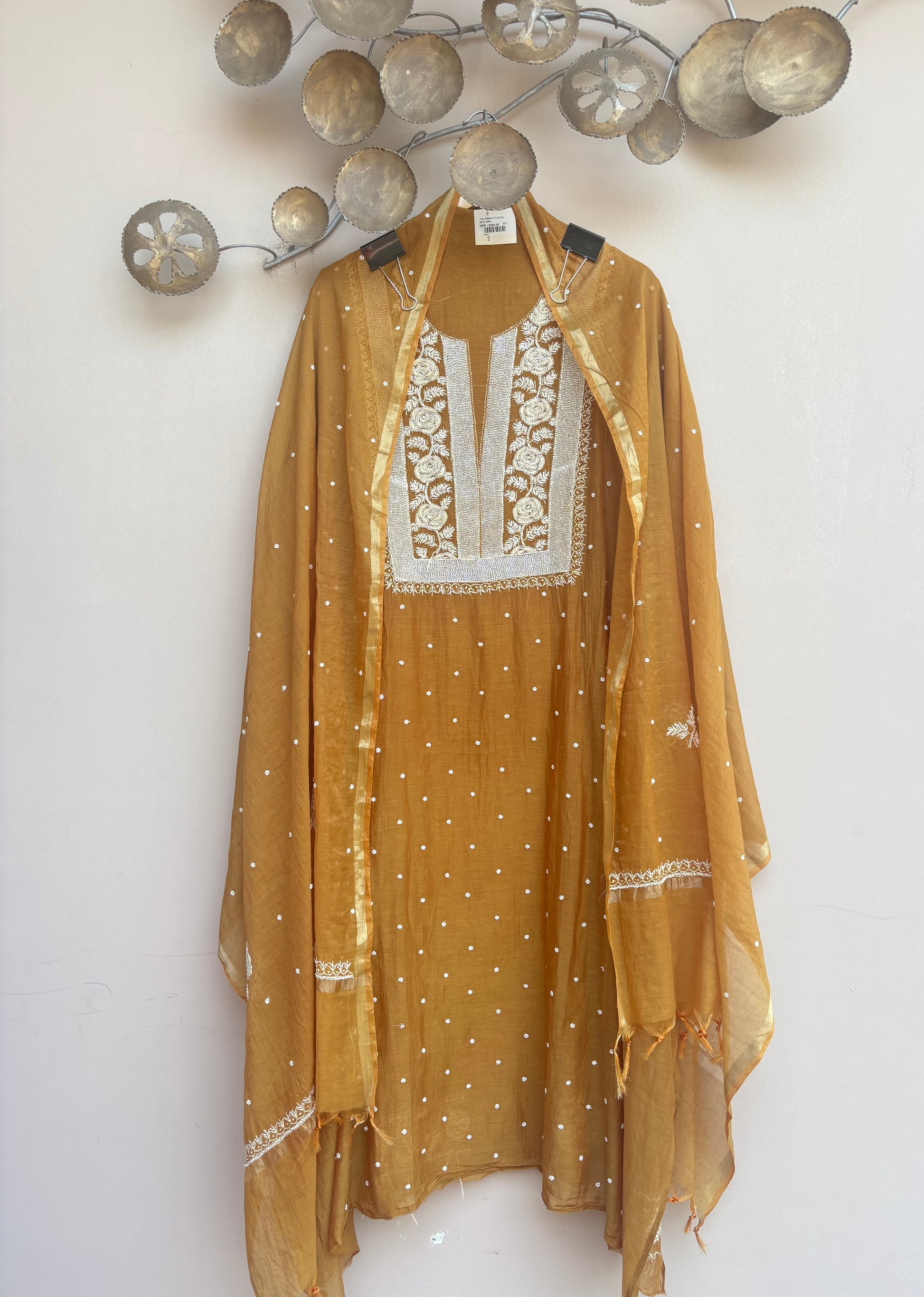 Noor-e-Rang Luckhnavi Unstitched Suit