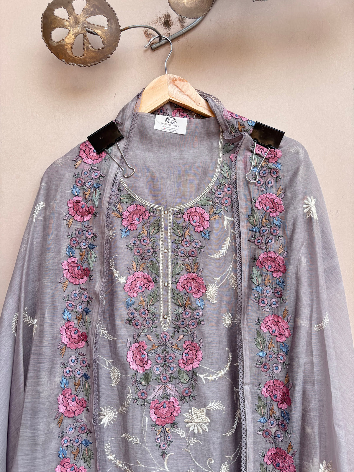 Abeer Grace Mulmul Chanderi Unstitched Suit