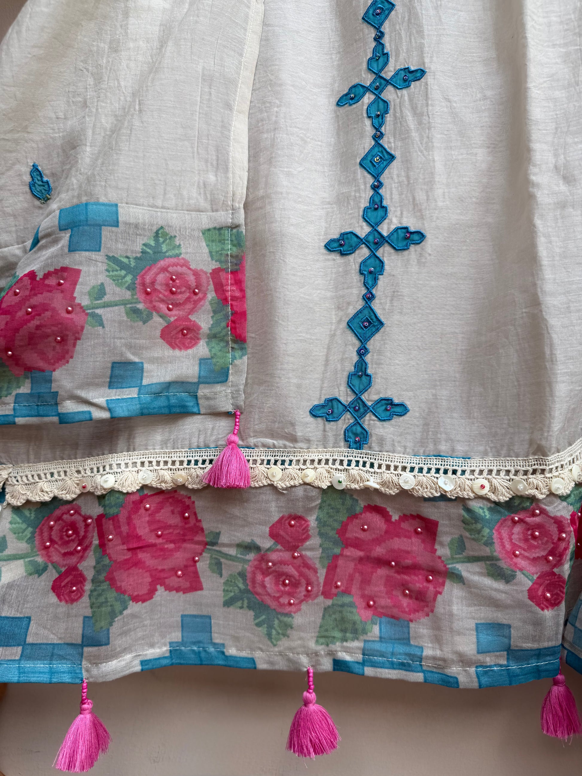 Haya Appliqué Unstitched Suit