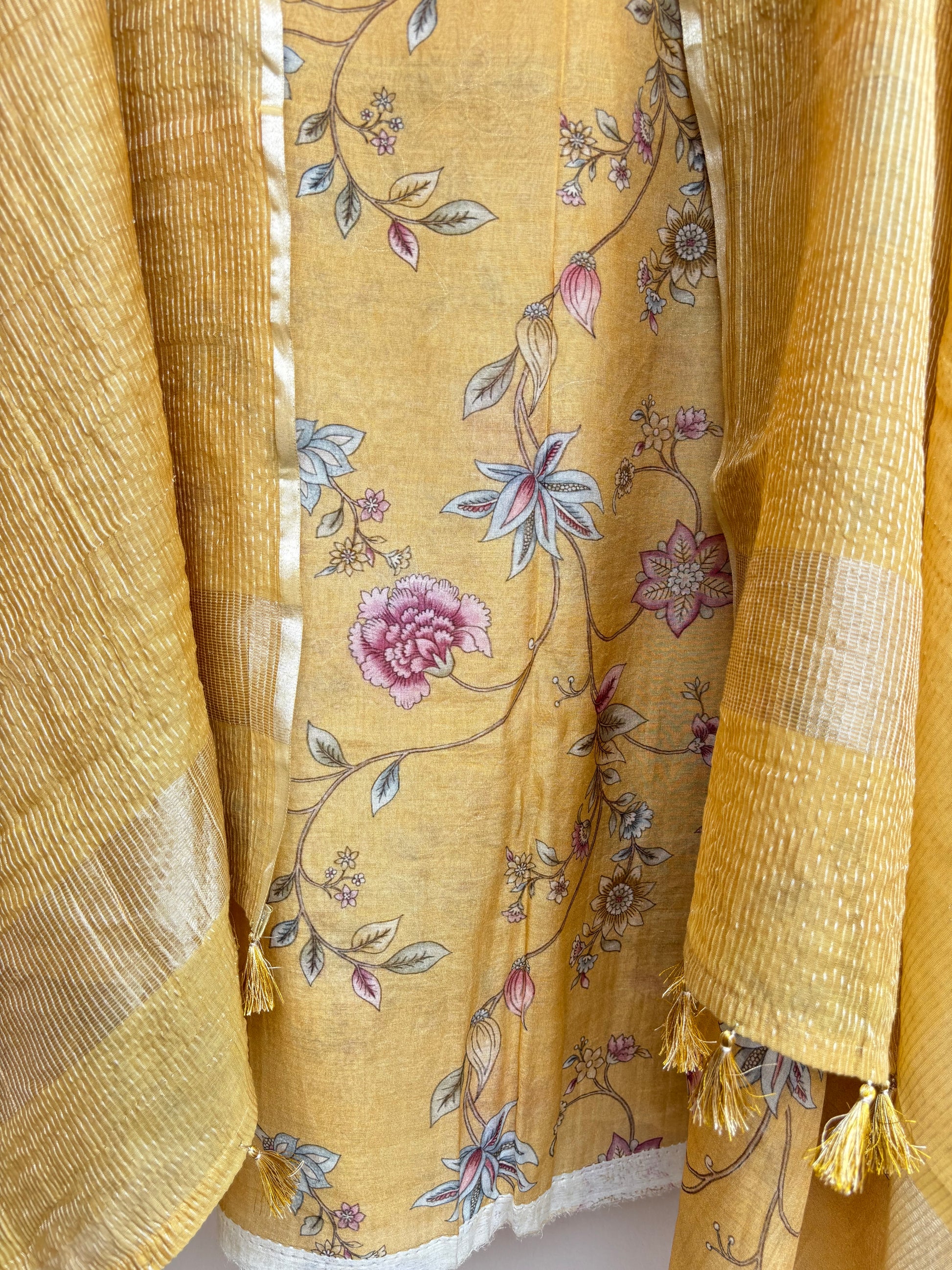 Floral Muslin stripes Unstitched suit with laces