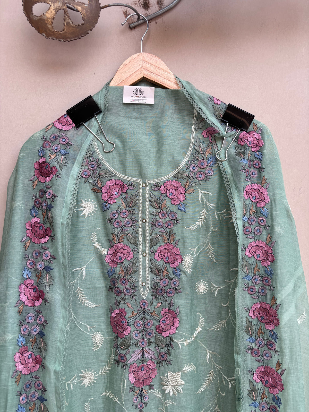 Abeer Grace Mulmul Chanderi Unstitched Suit