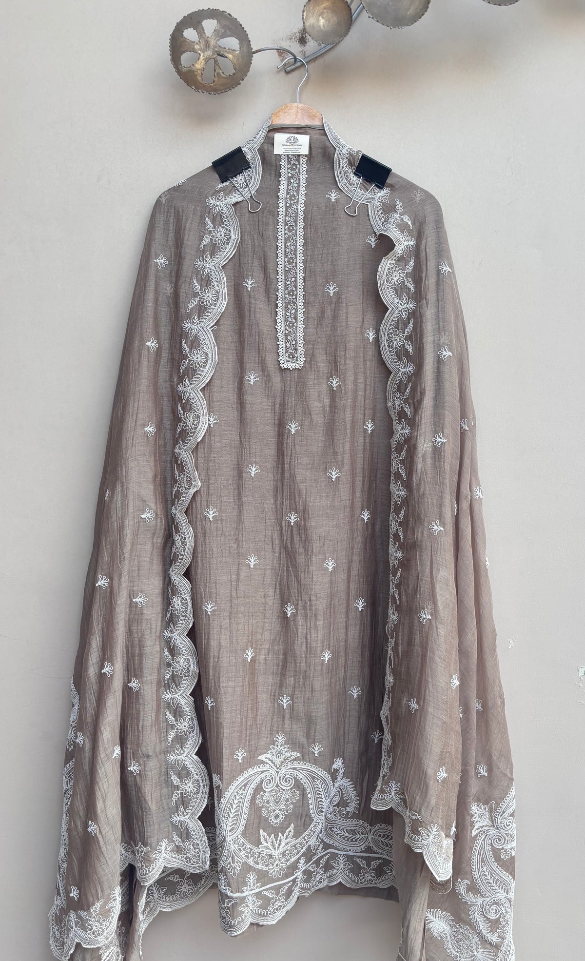 Gulchehra Mulmul Chanderi Unstitched Suit