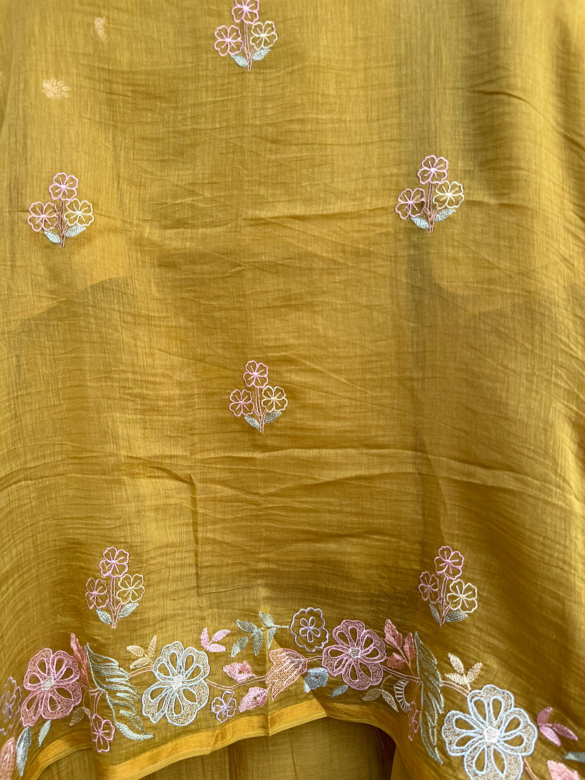 Mehreen Elegance Mulmul Chanderi Unstitched Suit