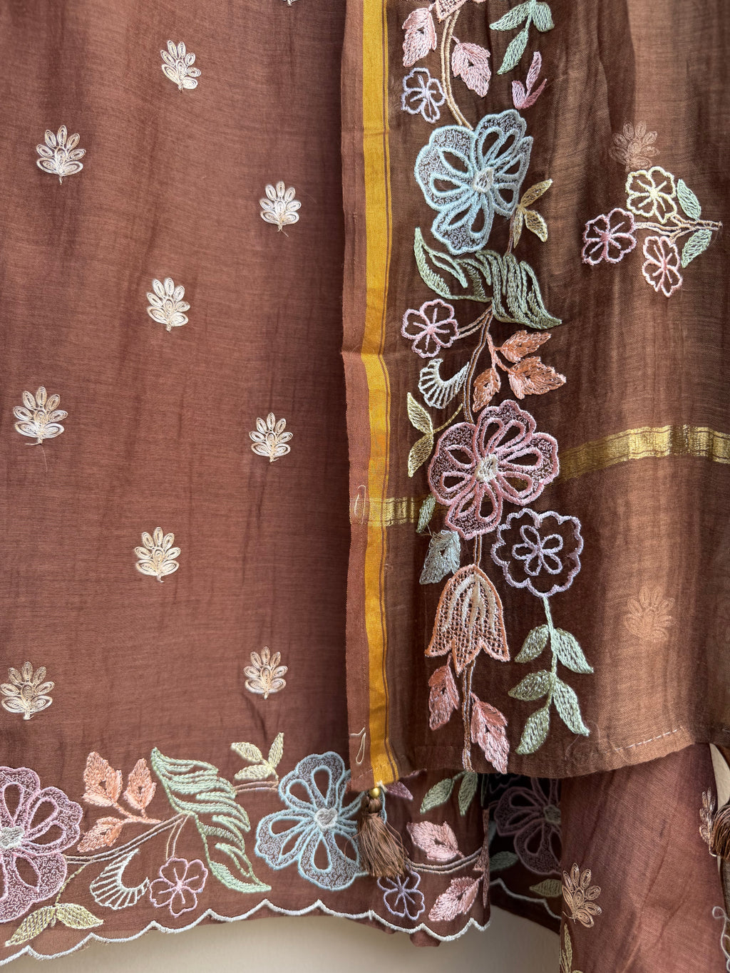 Mehreen Elegance Unstitched Suit