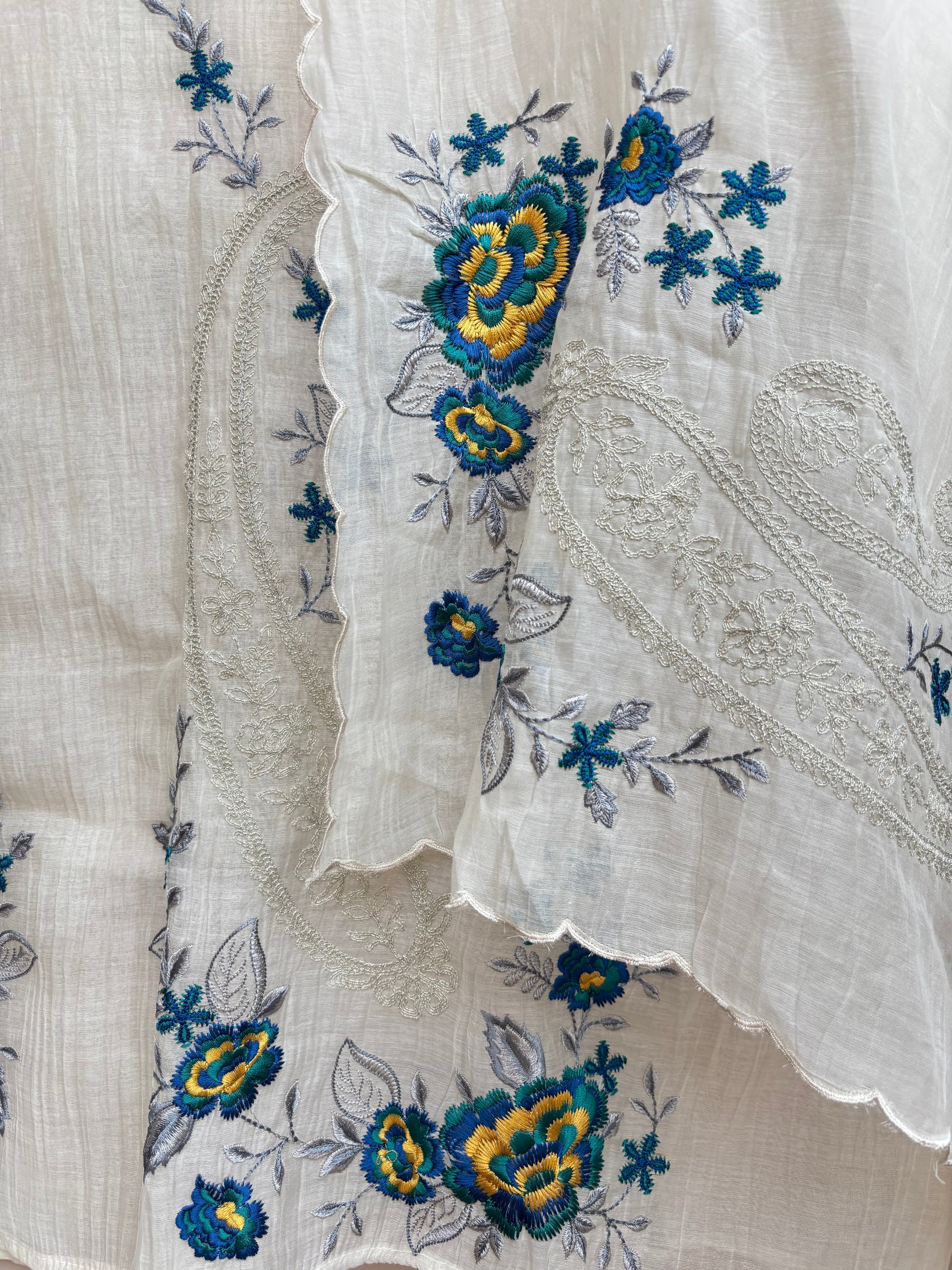 Ivory Bloom Whisper Unstitched Suit