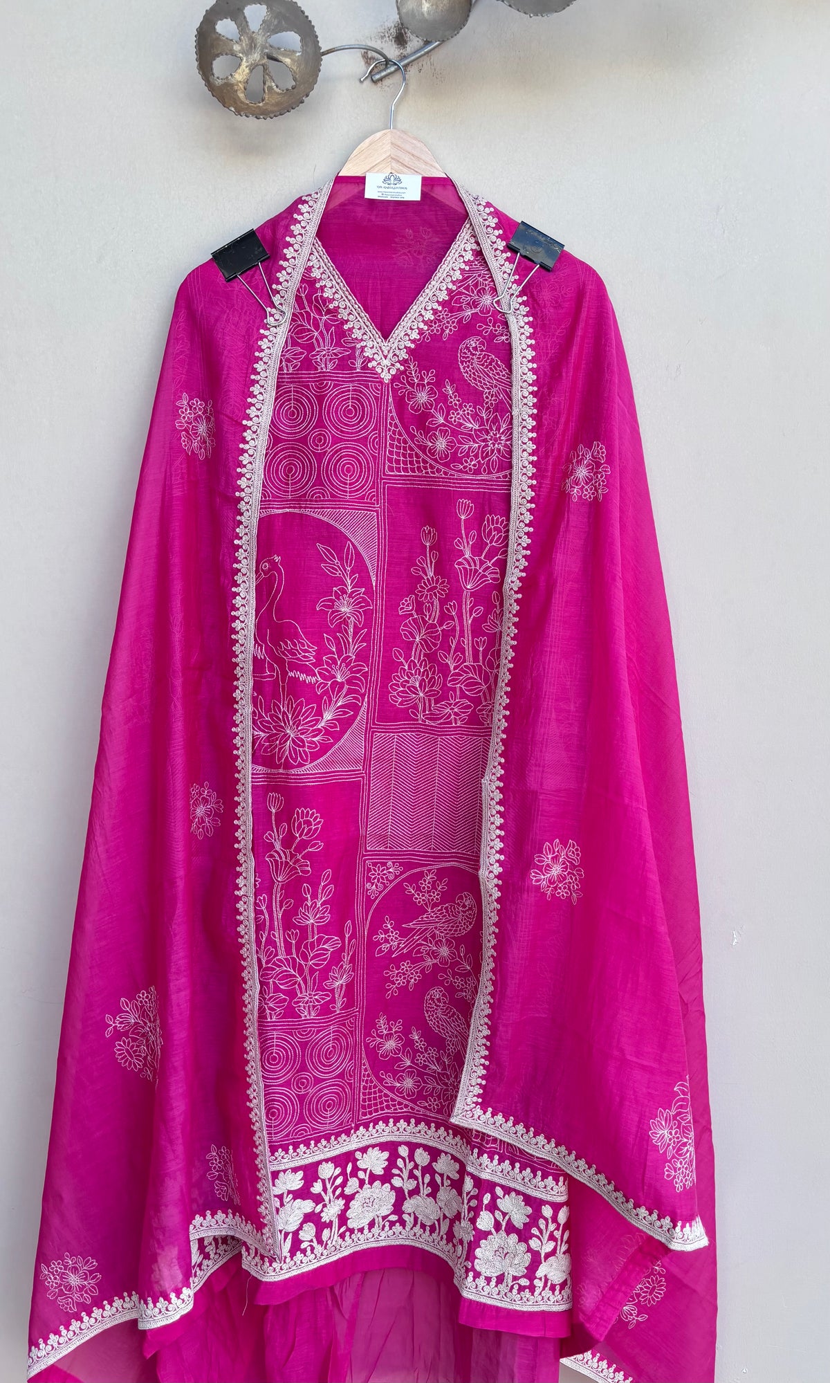 Aafiya Mulmul Chanderi Unstitched Suit