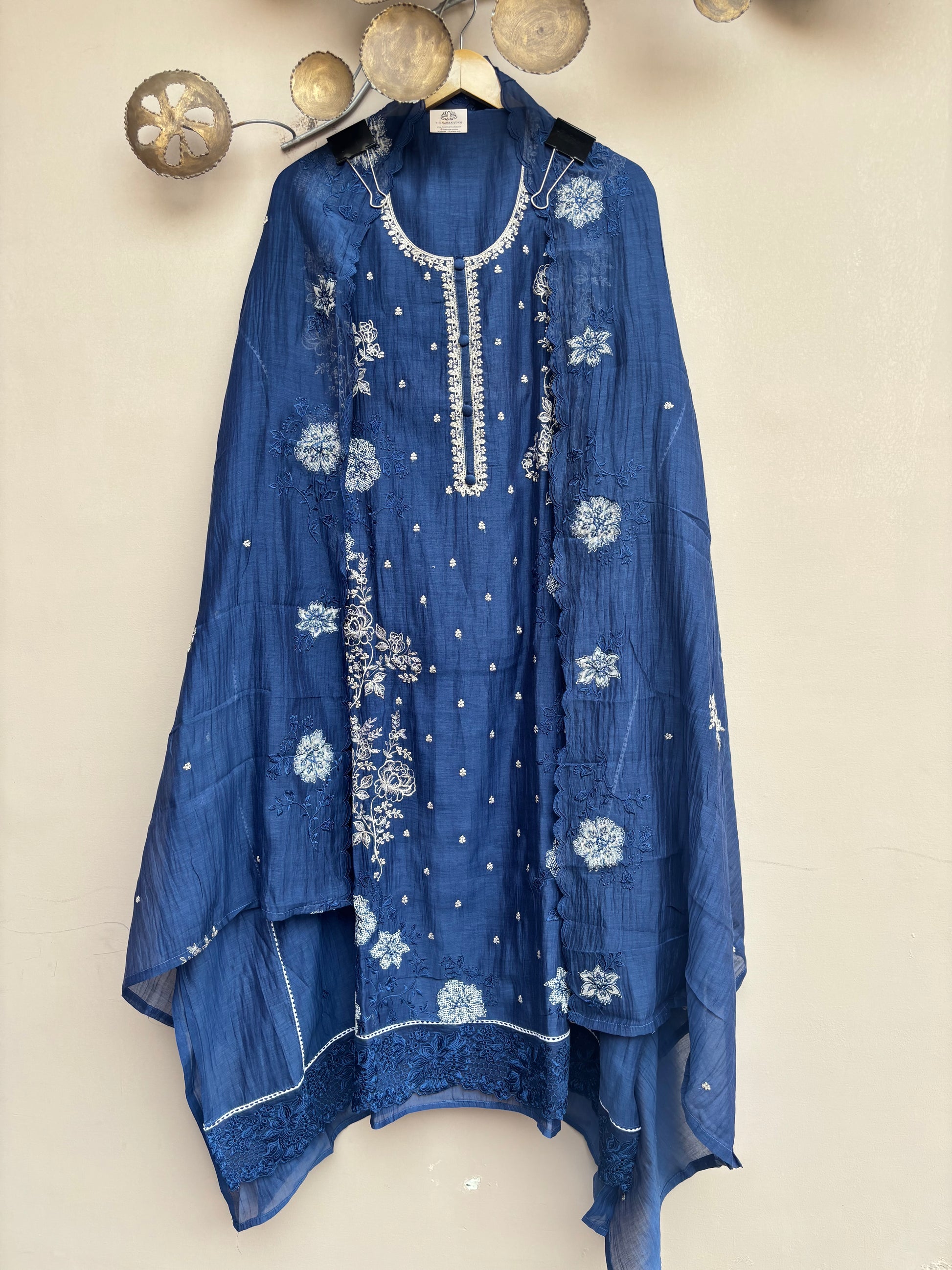 Meharbano Mulchanderi Unstitched suit