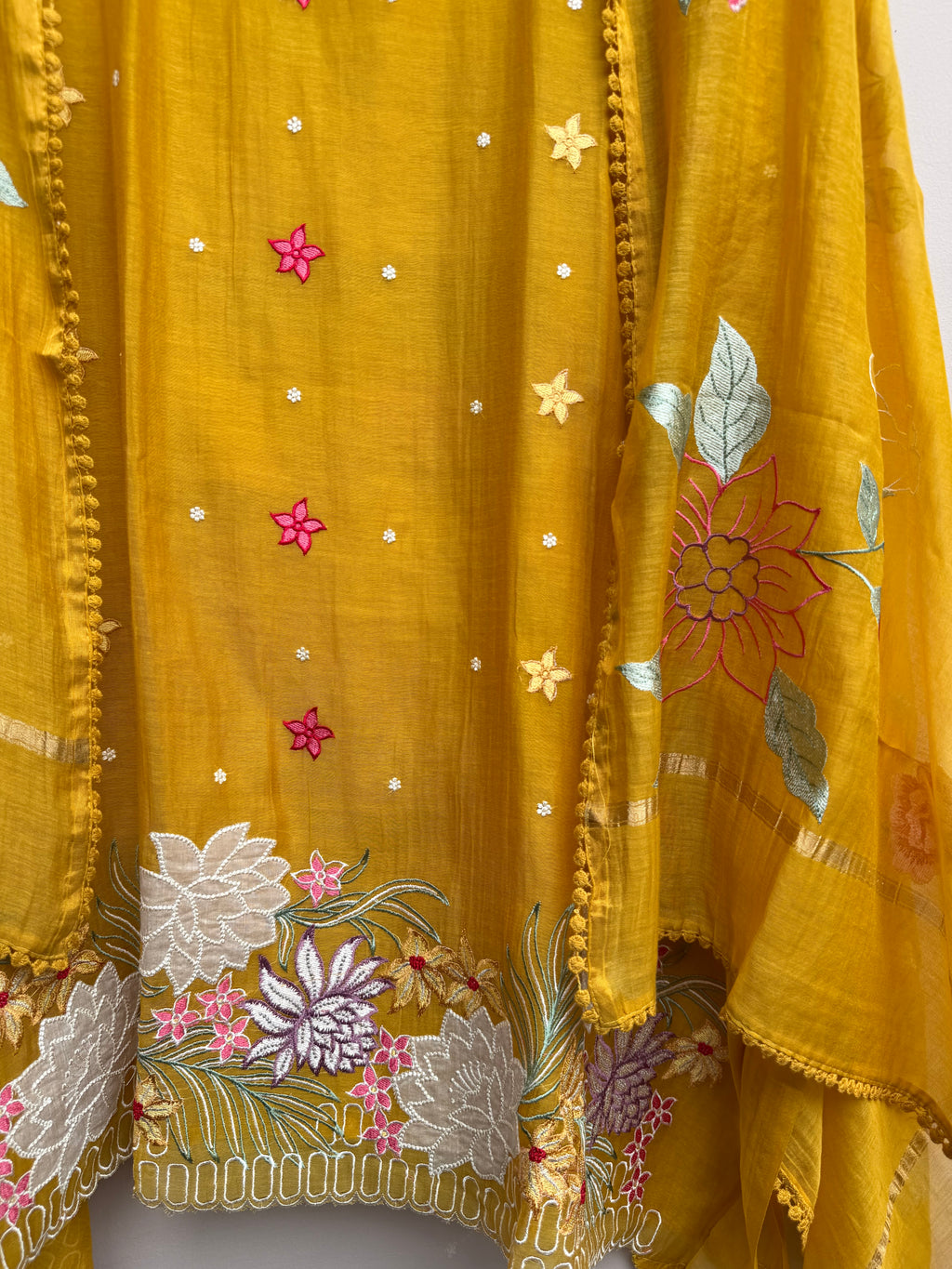 Safa Bloom Unstitched Suit