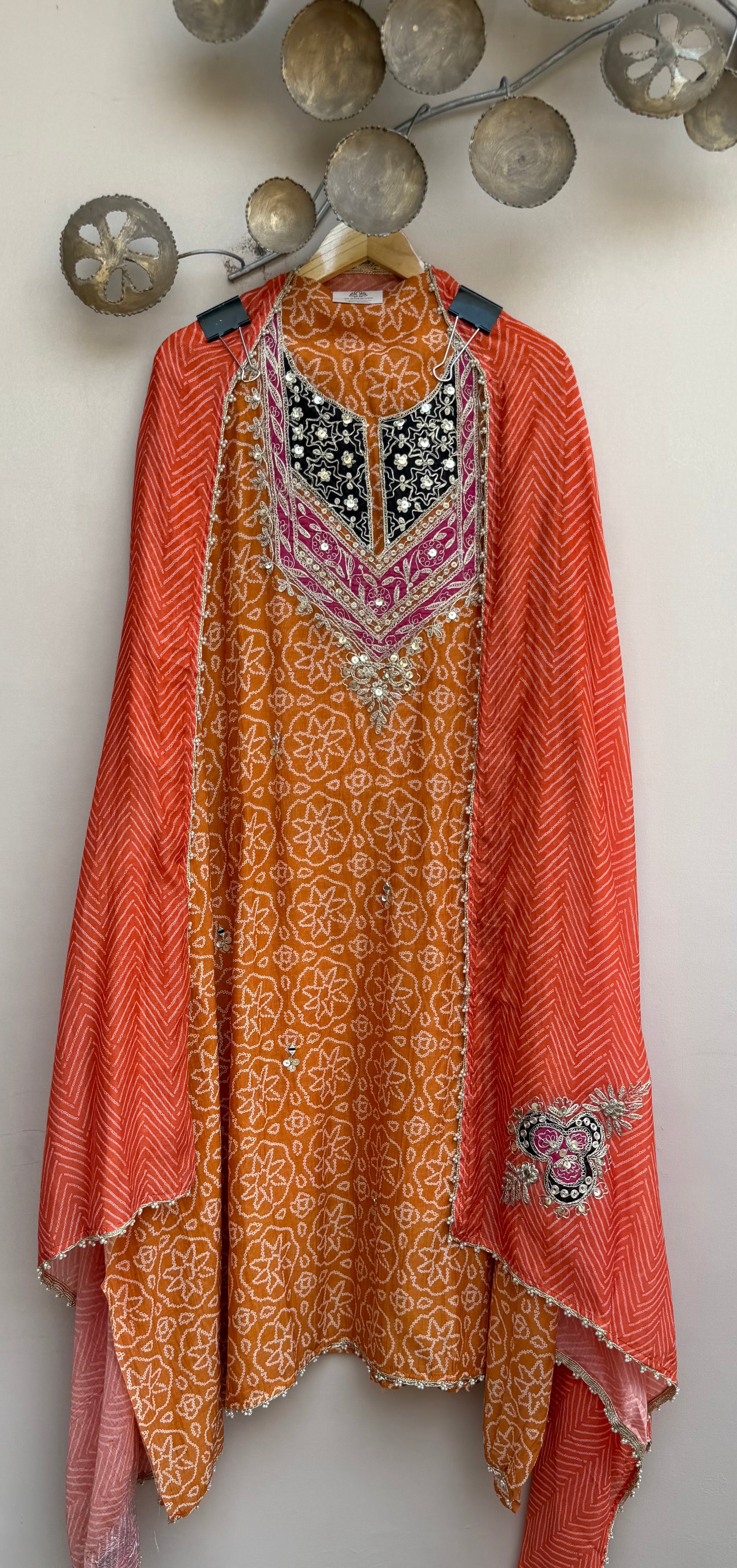 Zaria Bandej Unstitched Suit