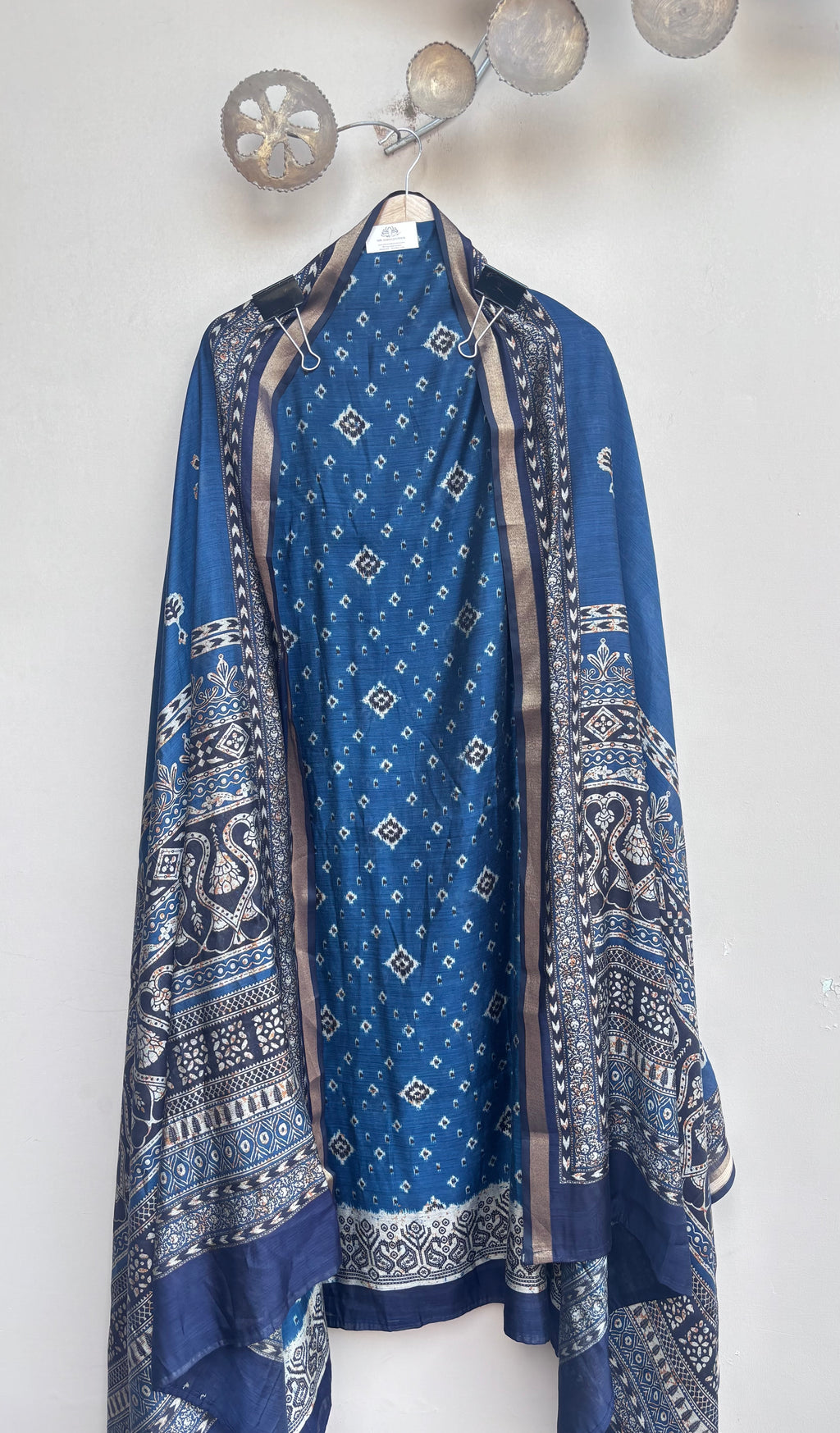 Neel Vilas Maheshwari Unstitched Suit