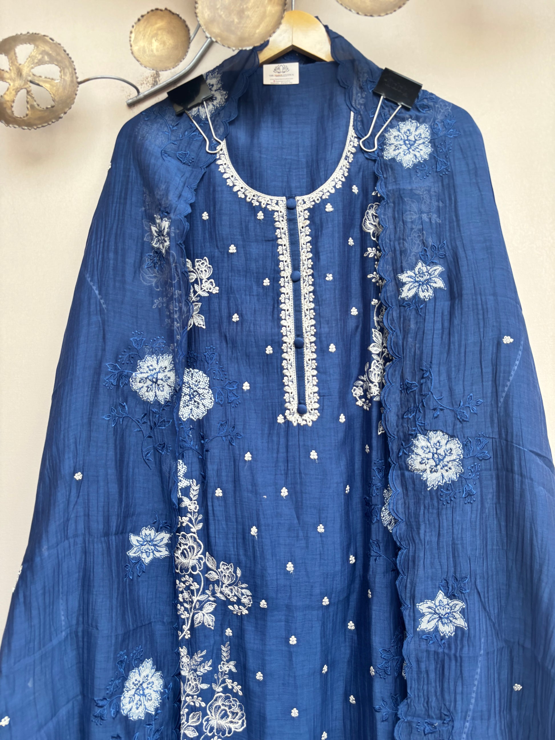 Meharbano Mulchanderi Unstitched suit