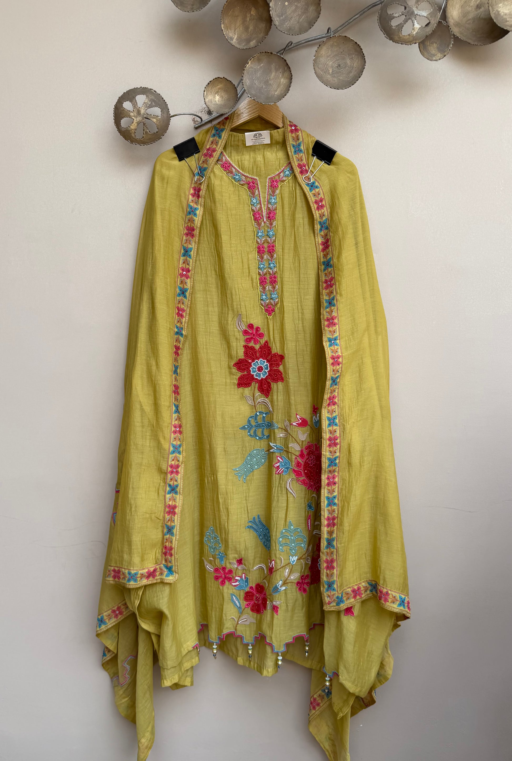 Aabroo Bloom Unstitched Suit