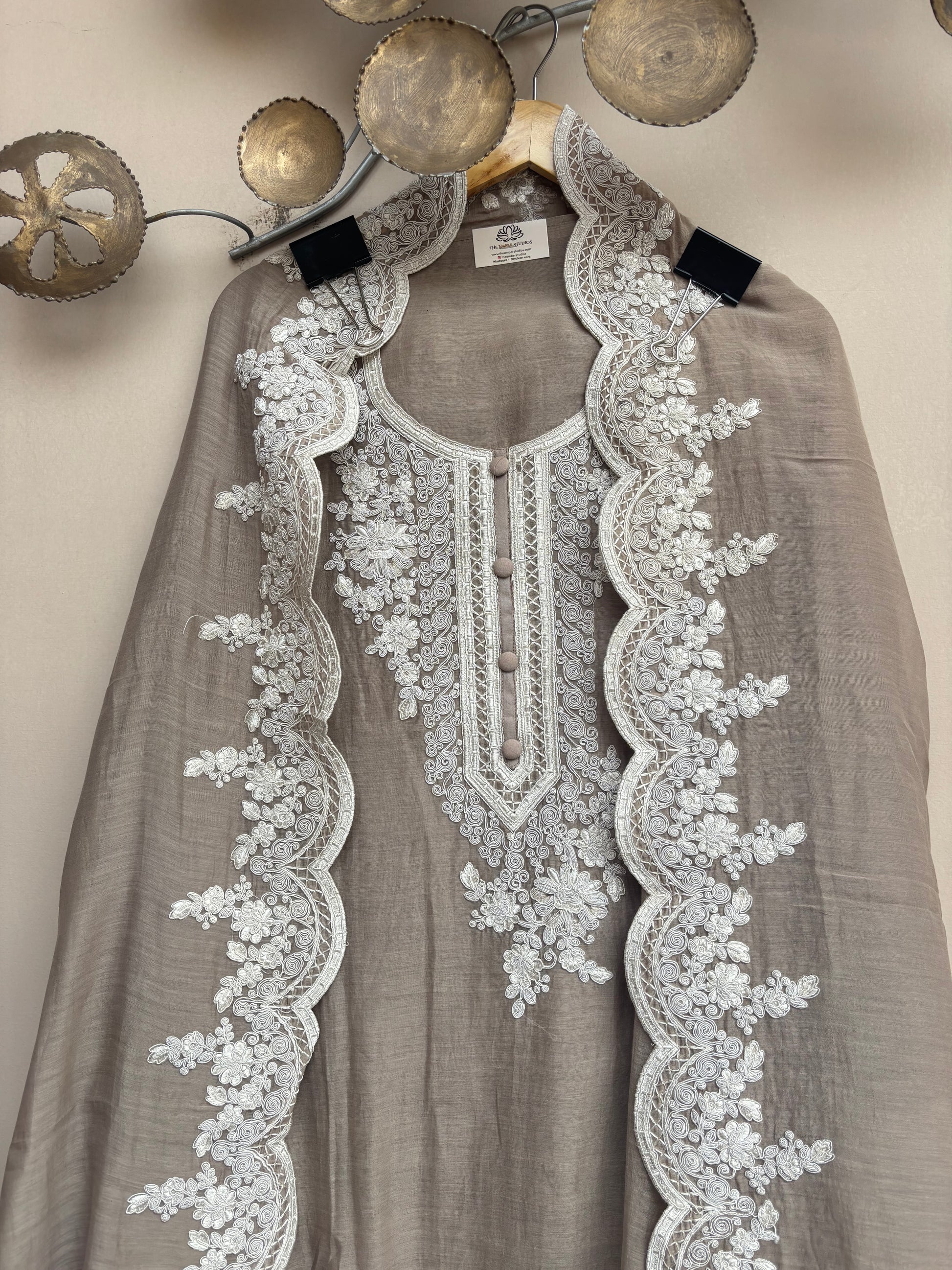 Noor-e-Ruhaani Unstitched Suit