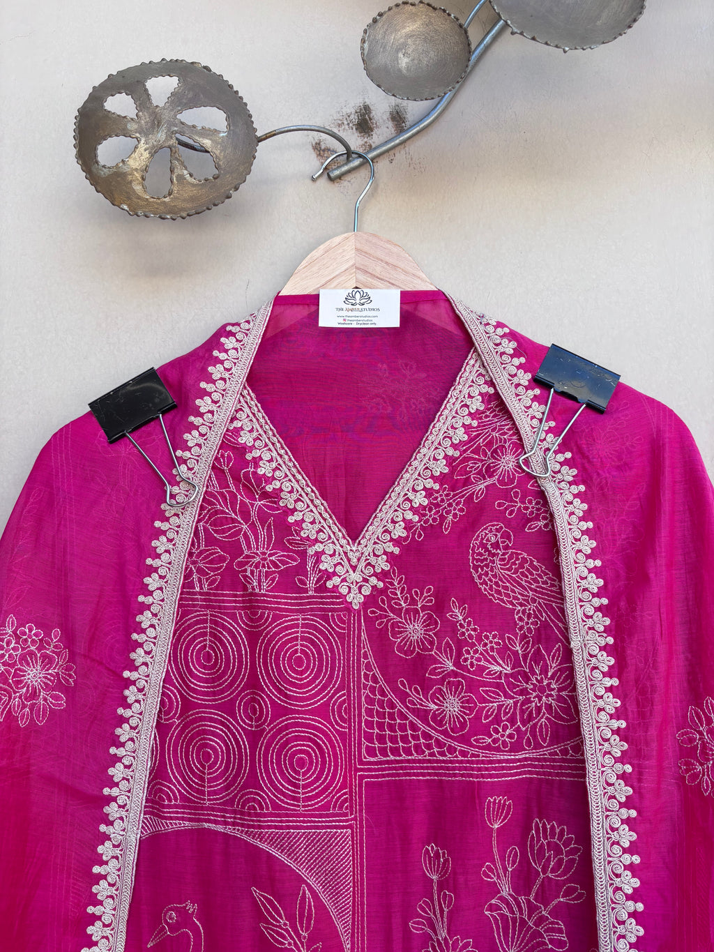 Aafiya Mulmul Chanderi Unstitched Suit