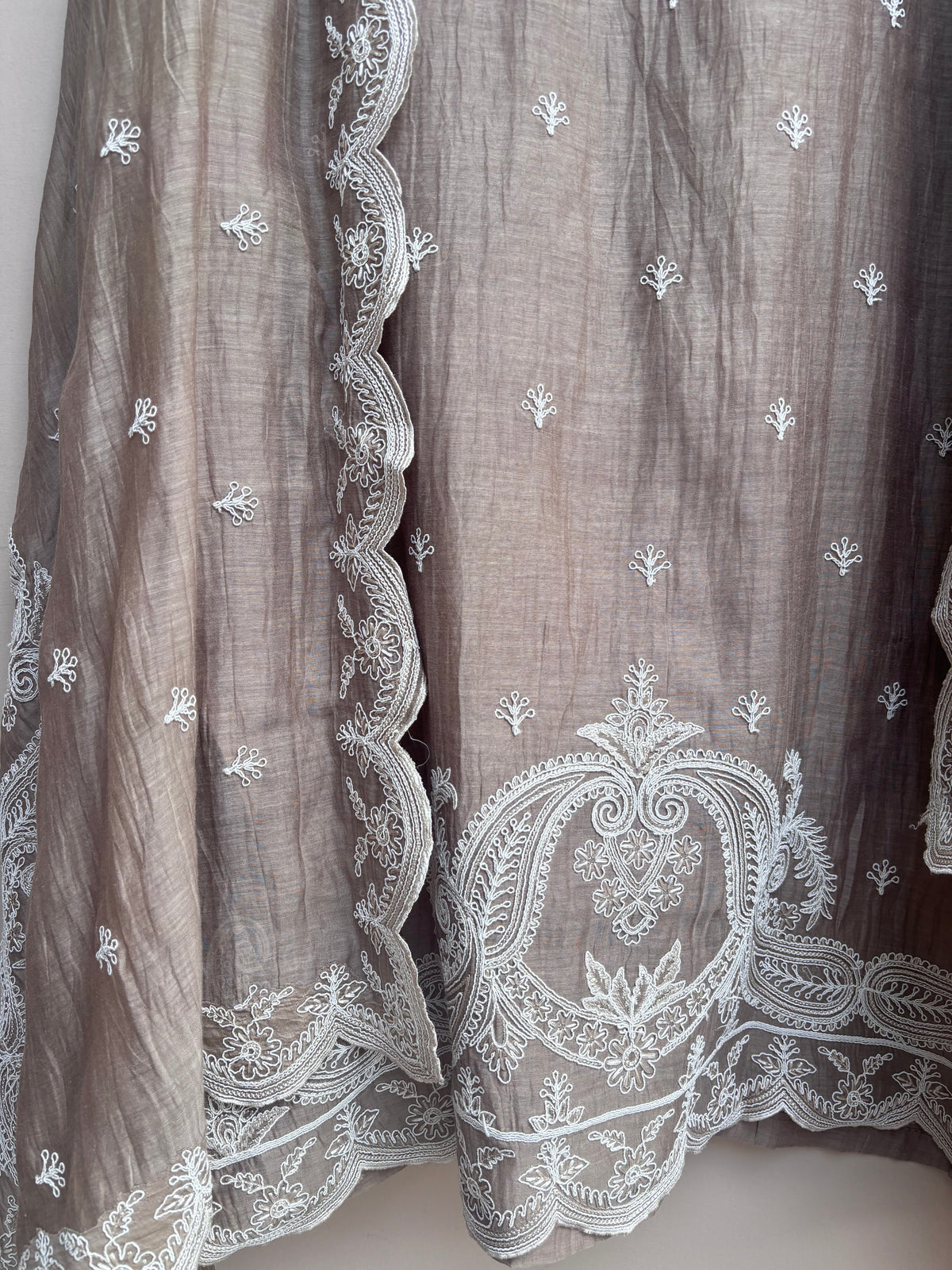 Gulchehra Mulmul Chanderi Unstitched Suit