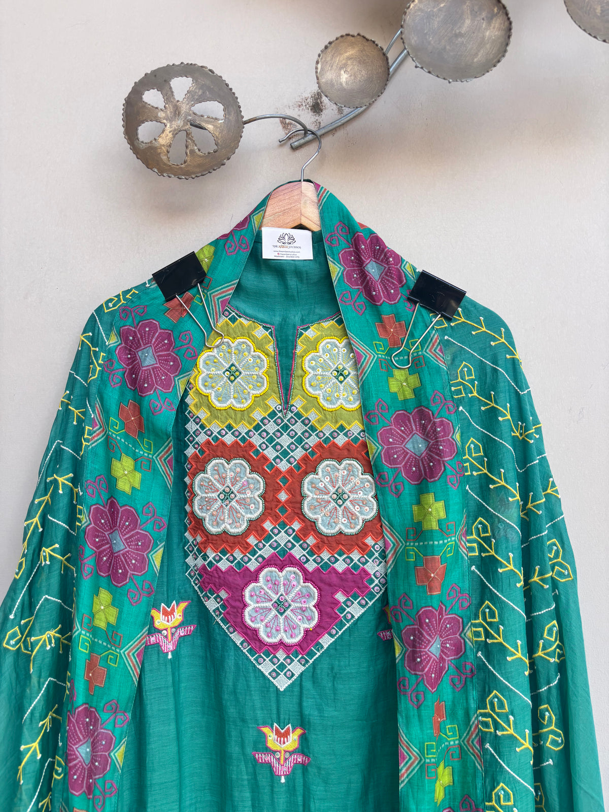 Wardah Mulmul Chanderi Unstitched Suit