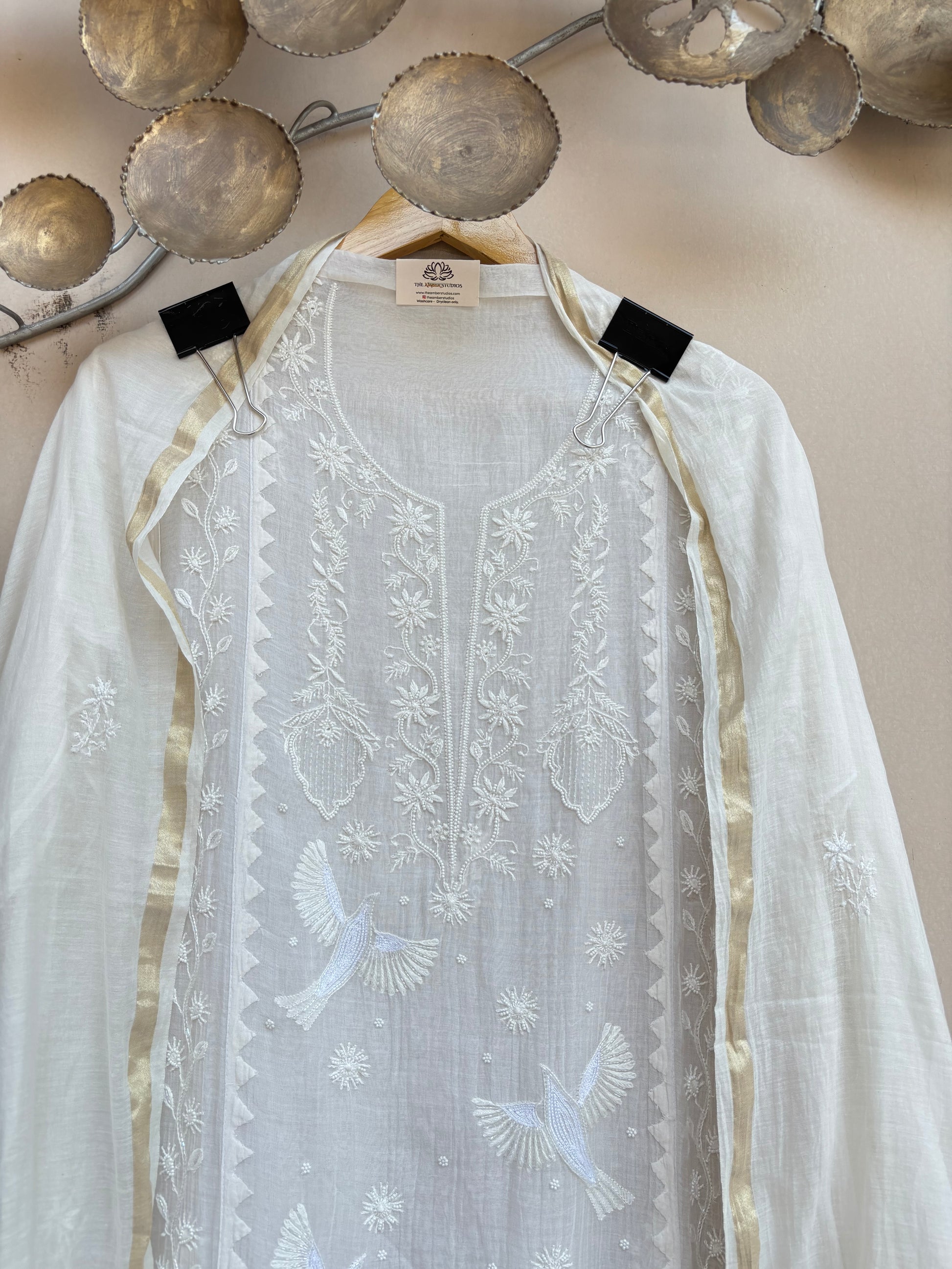 Noor-e-Parinda Ivory Unstitched Suit