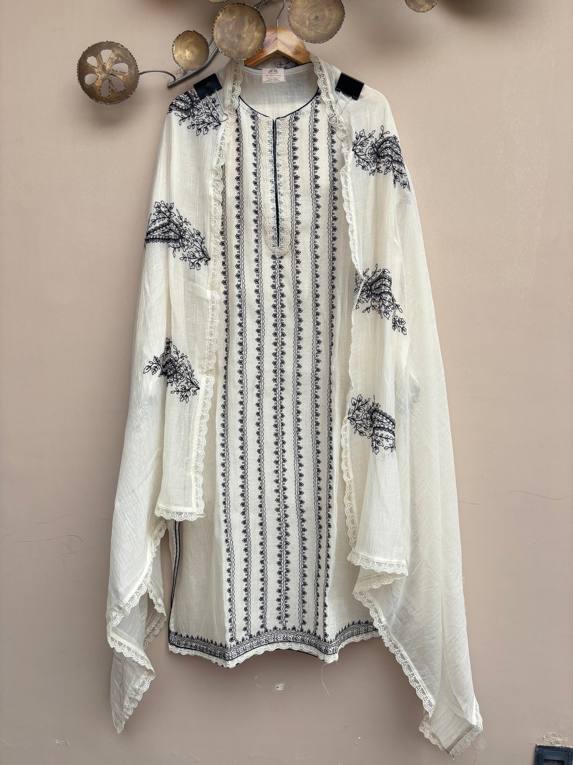 Gulbahaar Mulchanderi Unstitched Suit