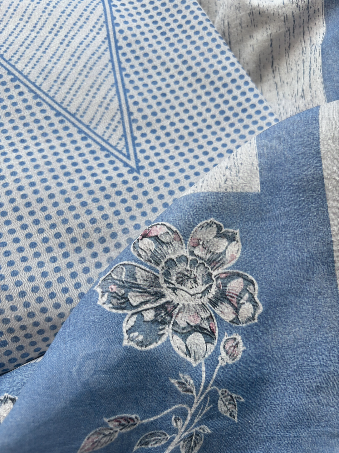 Amaltas Mulcotton Unstitched Suit