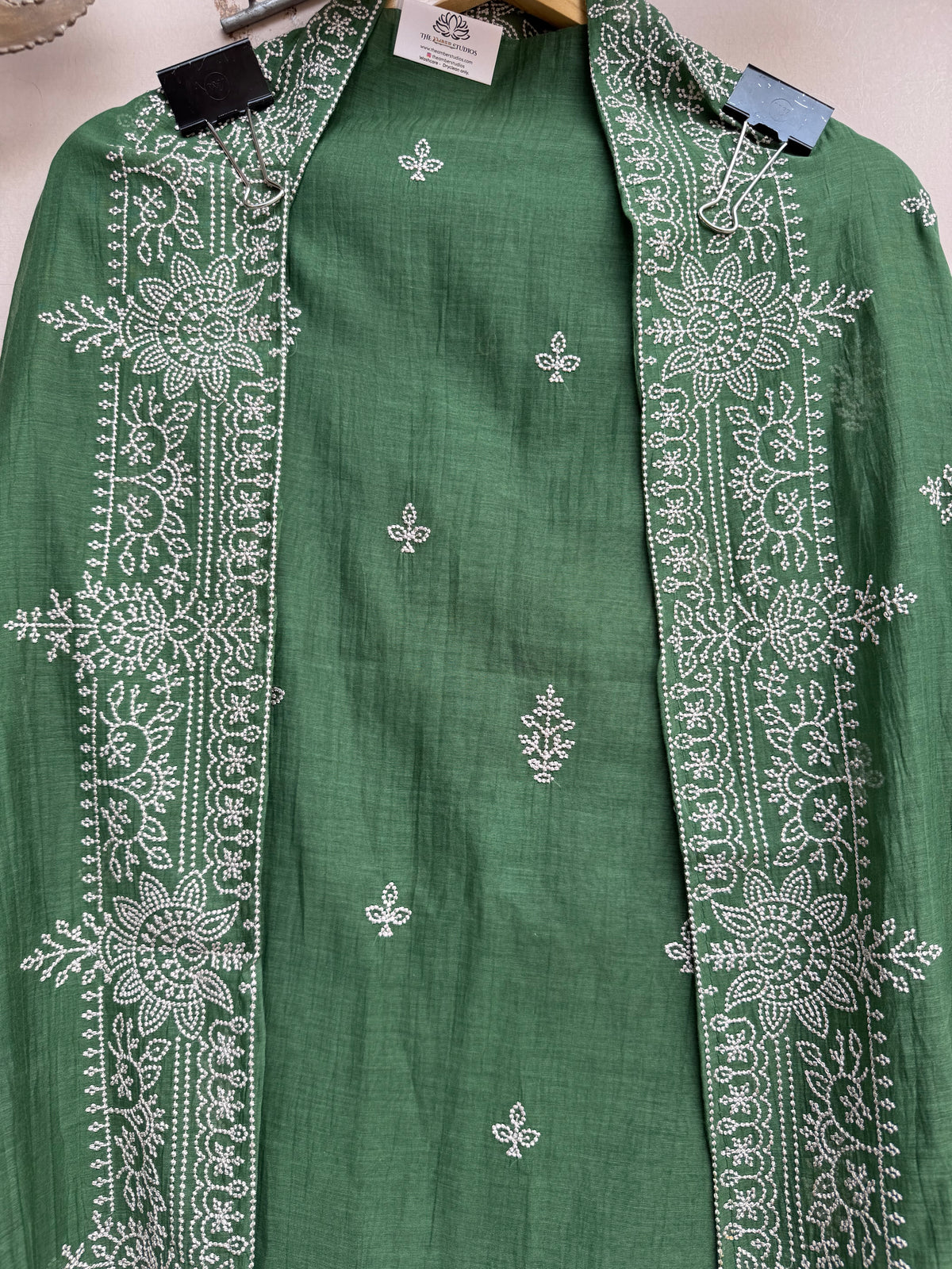 Inayat Grace Mulmul Chanderi Unstitched Suit