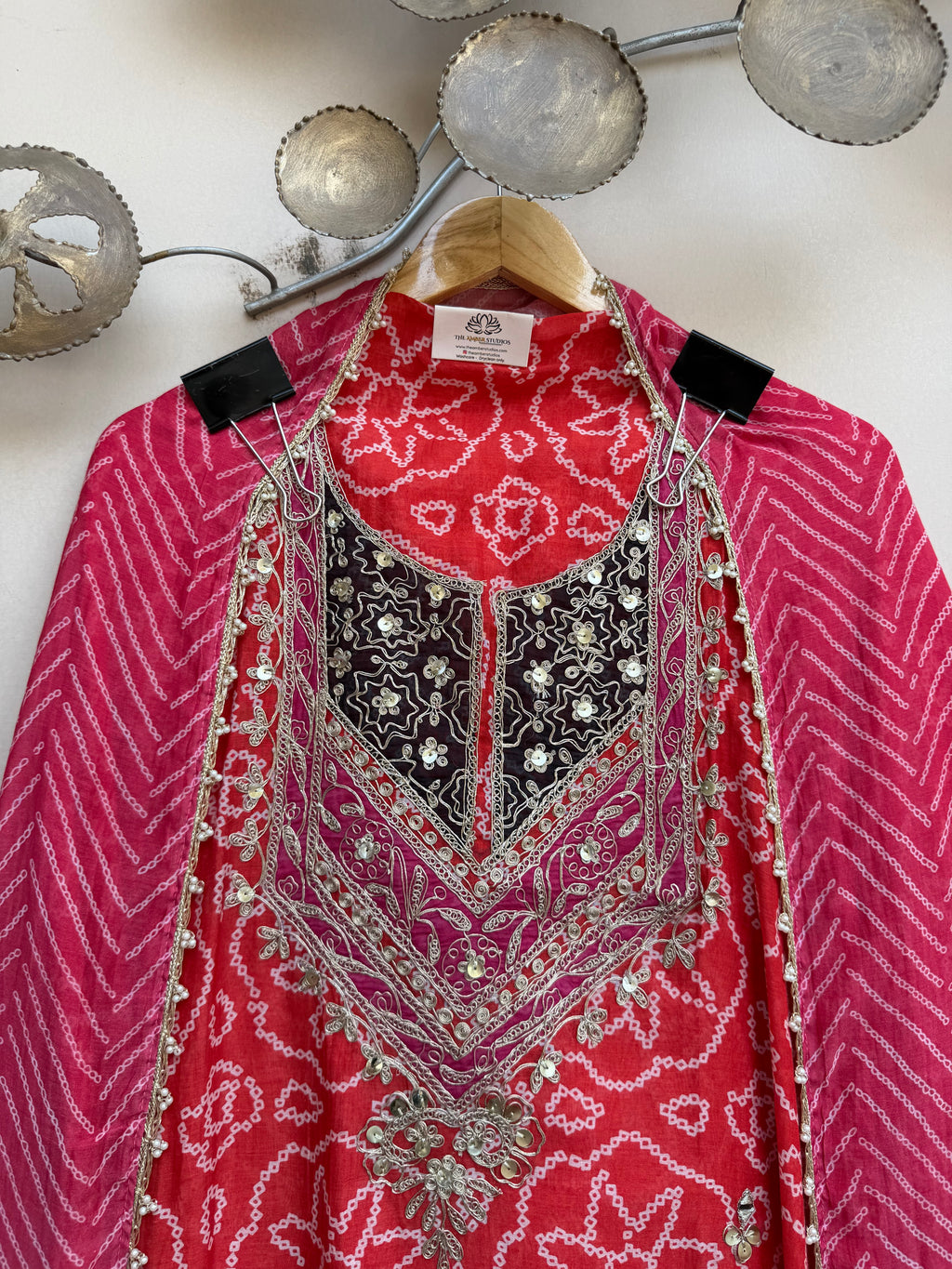 Zaria Bandej Mulmul Chanderi Unstitched Suit