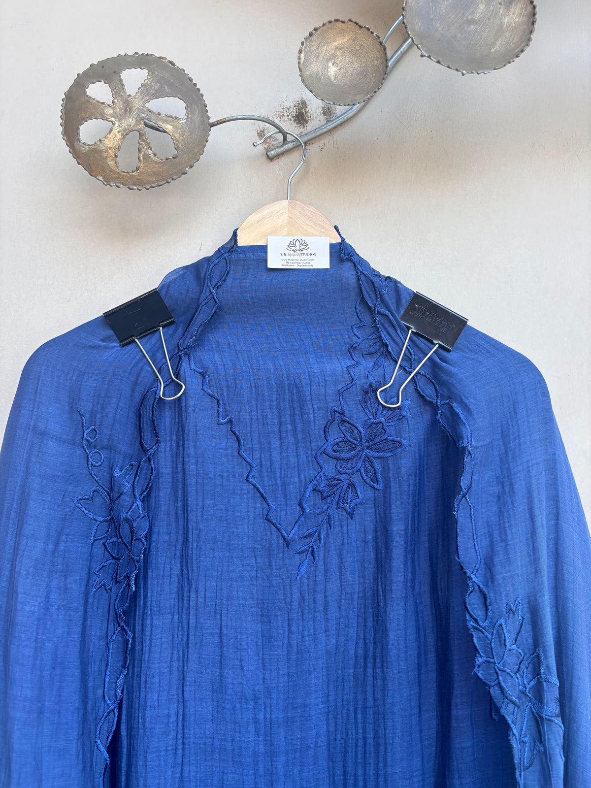 Nayab Raaz Mulmul Chanderi Unstitched Suit