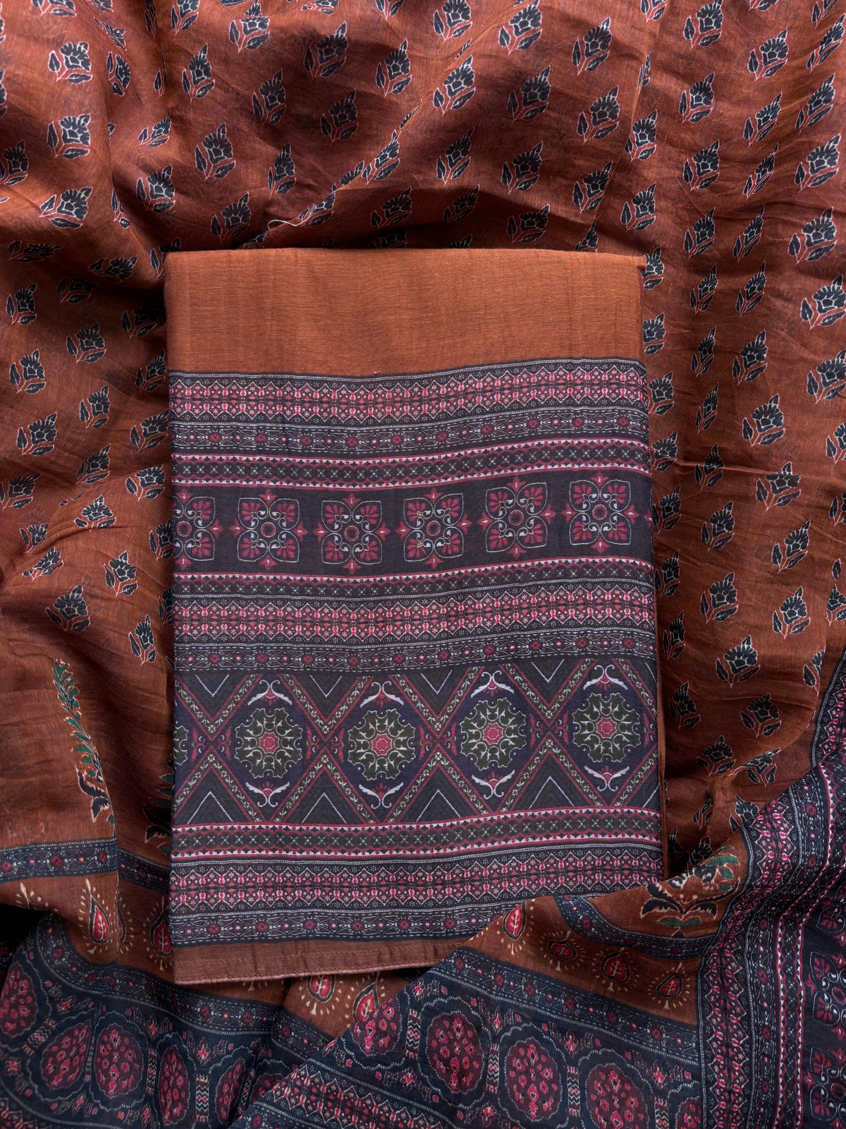 Parijat Mulmul Cotton Unstitched Suit