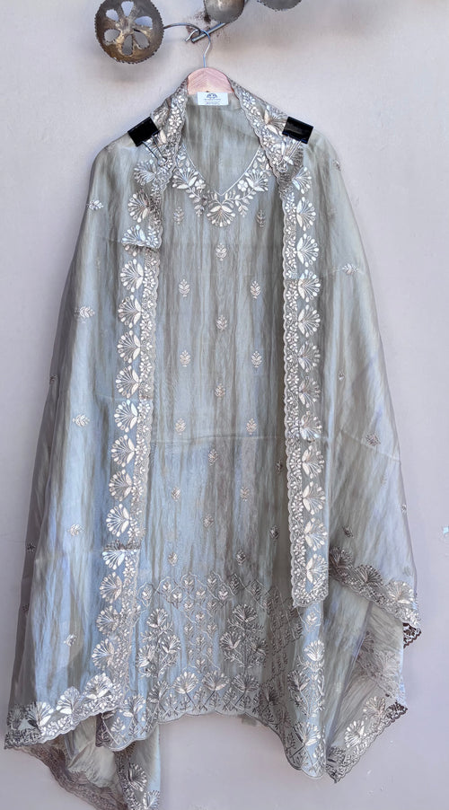 Nureh Soft Tissue Unstitched Suit