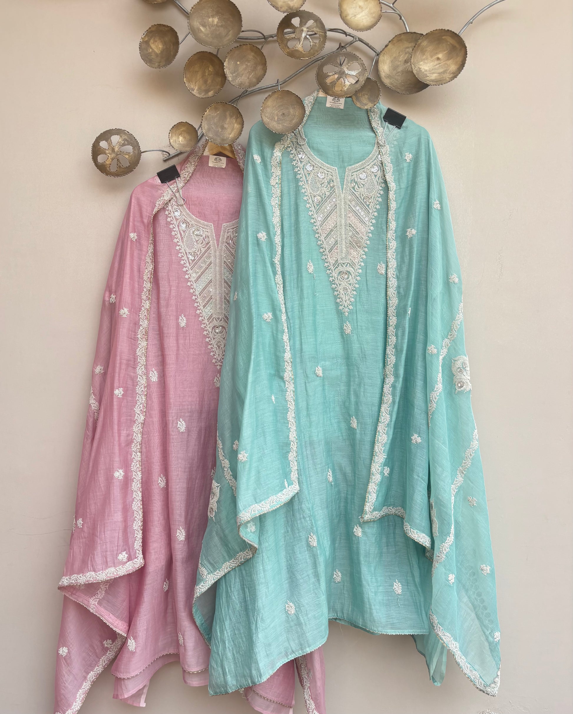 Ruhani Aura Unstitched Suit