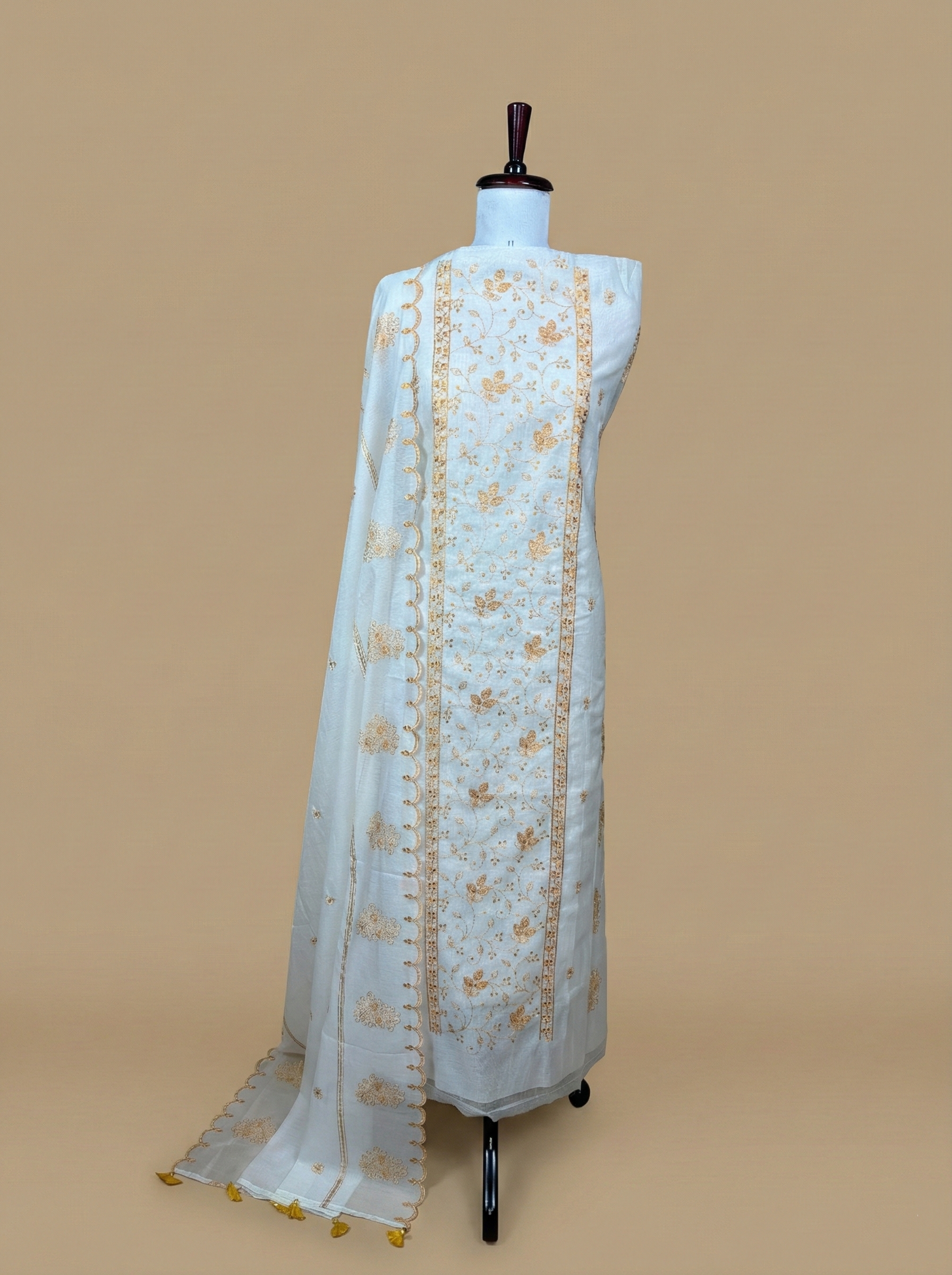 White Mulmul Chanderi Thread Embroidery Suit