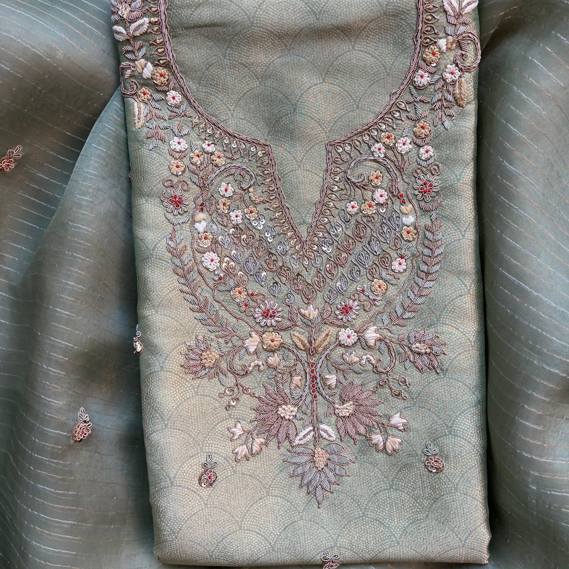 Pure Jacquard Tissue with Zardozi Frenchknot Embroidery Suit