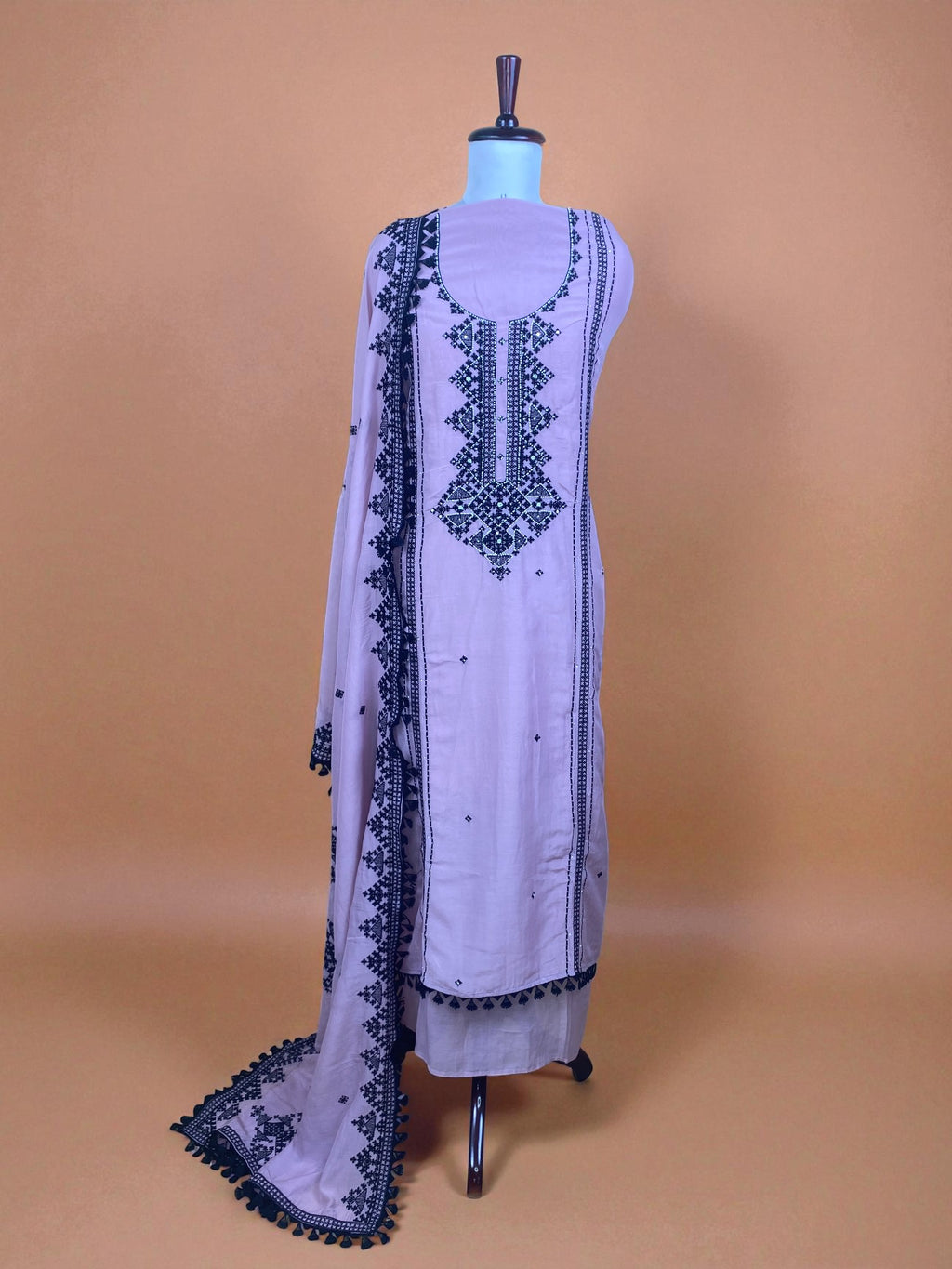 Mulmul Chanderi with Black Embroidery Suit