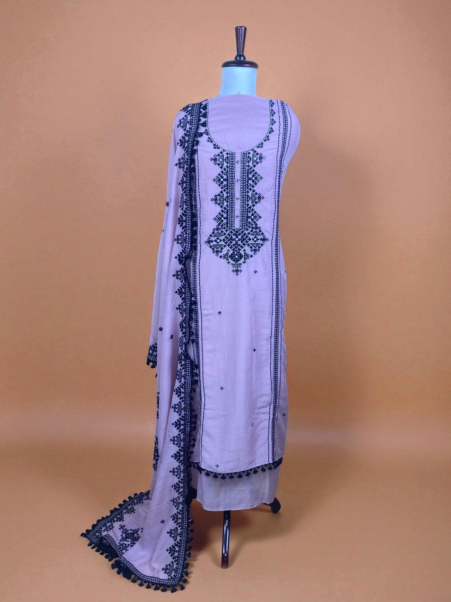 Mulmul Chanderi with Black Embroidery Suit
