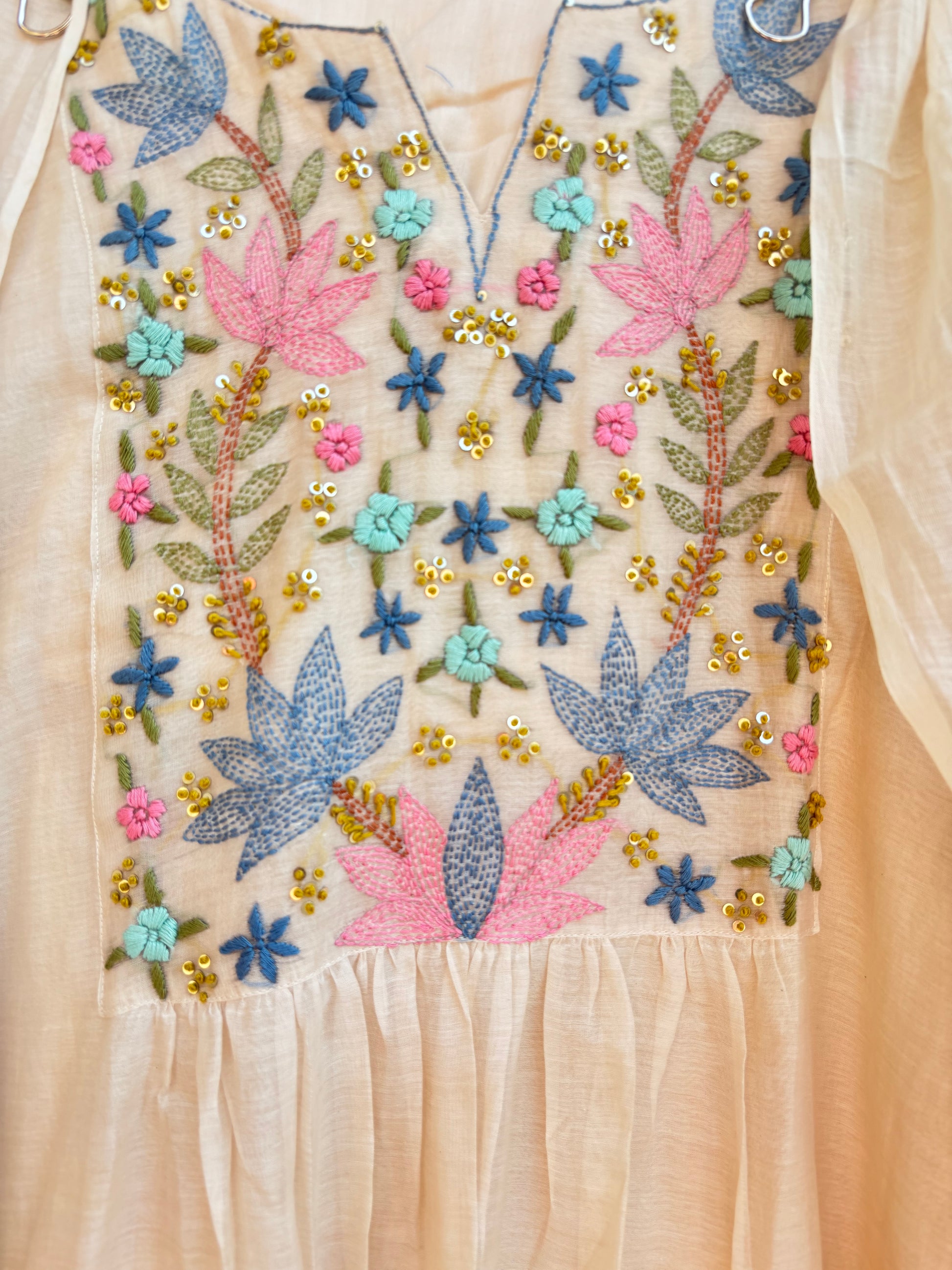 Soft Petal Elegance Mulchanderi Set