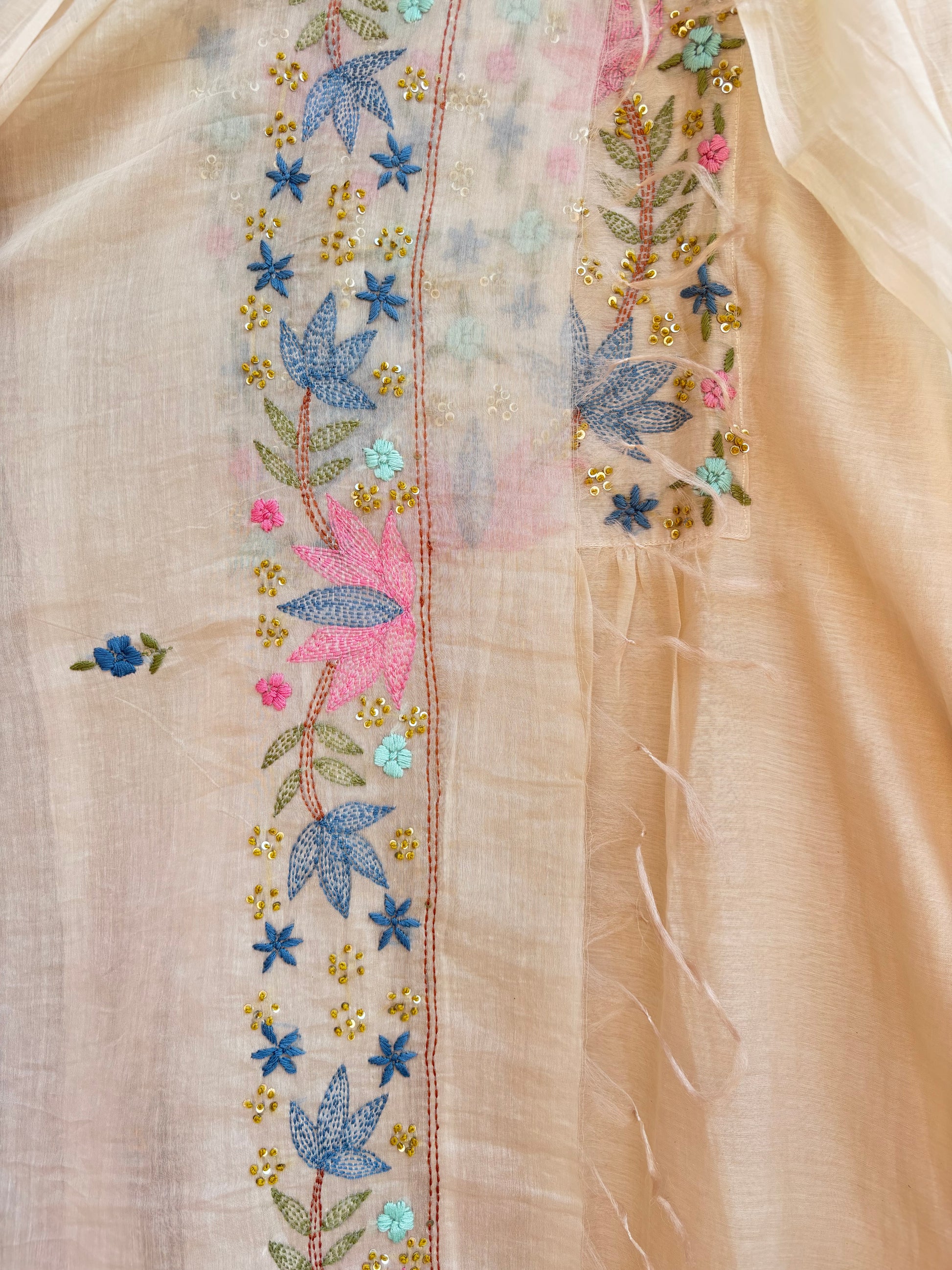 Soft Petal Elegance Mulchanderi Set