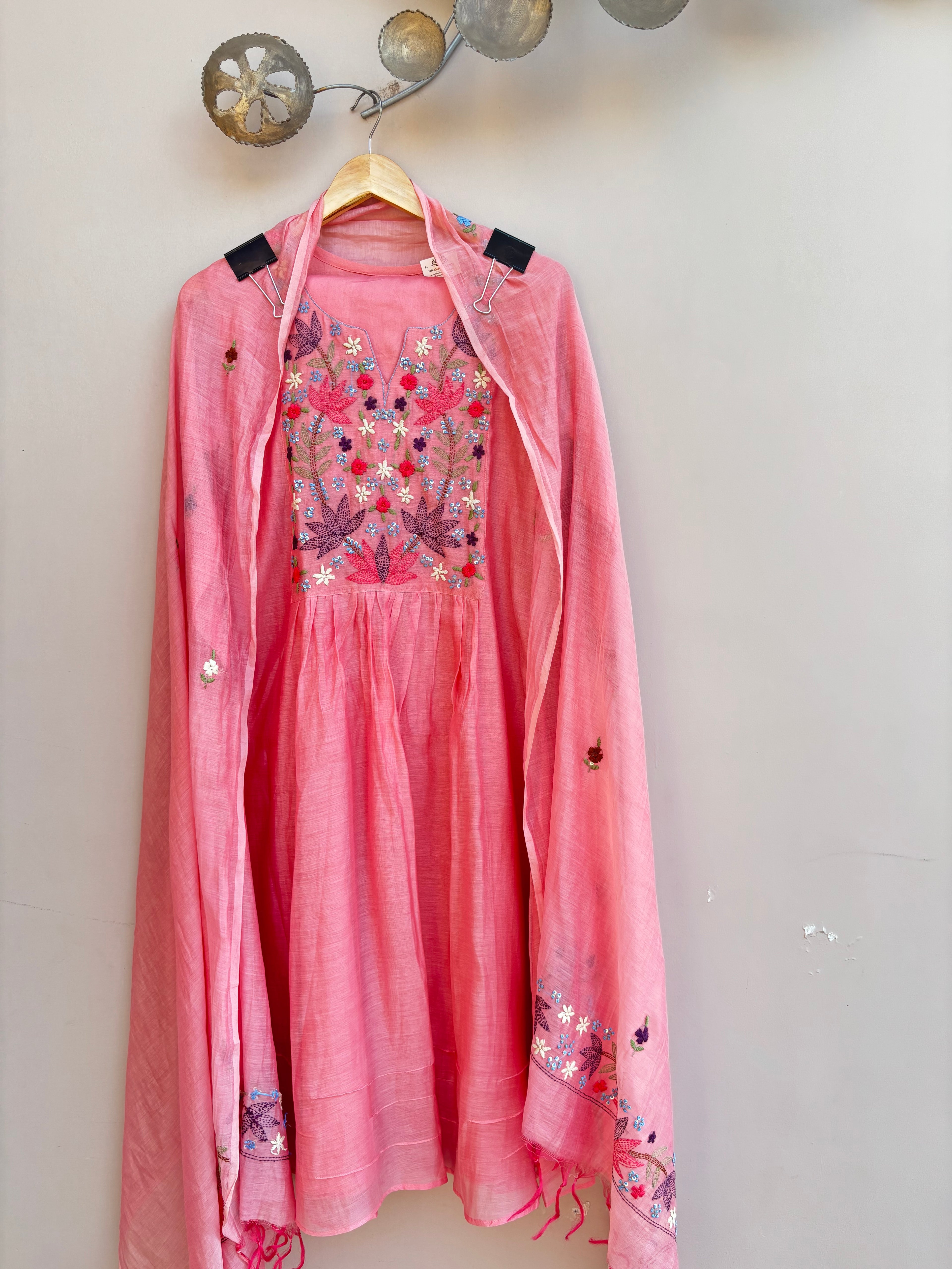 Soft Petal Elegance Mulchanderi Set